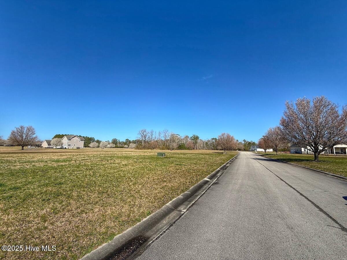 175 Southern Way Property Photo 27