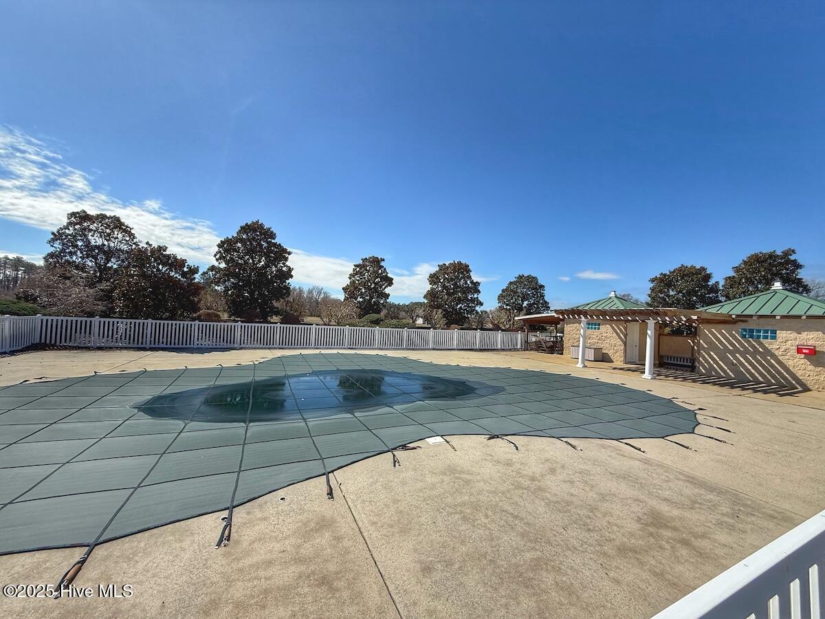 175 Southern Way Property Photo 36
