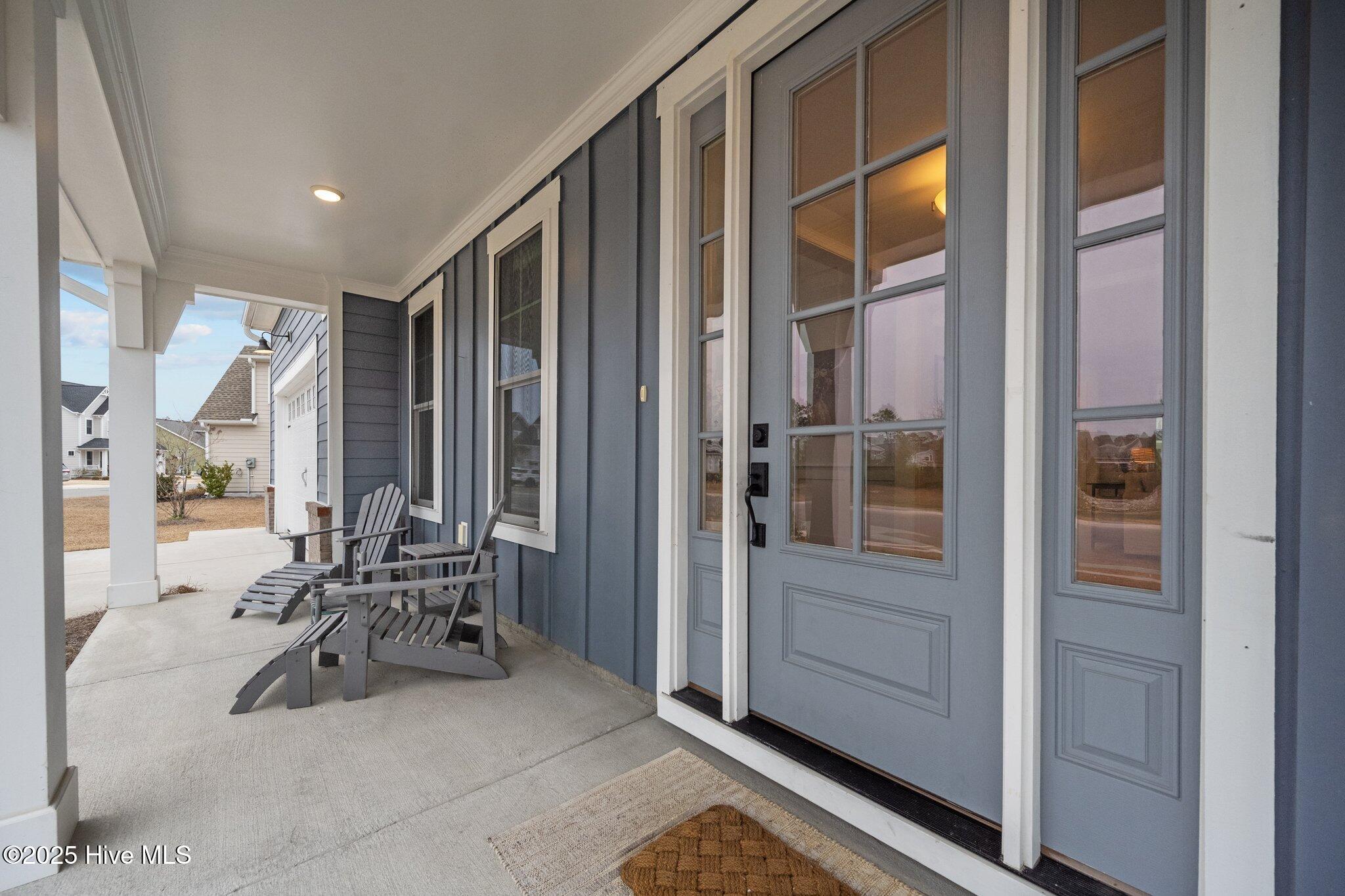 181 Sailor Sky Way Property Photo 6
