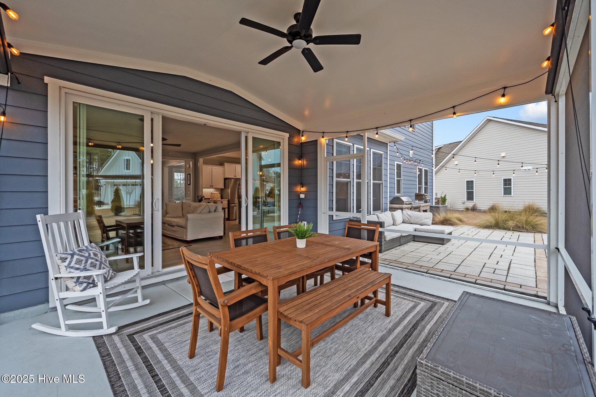 181 Sailor Sky Way Property Photo 48