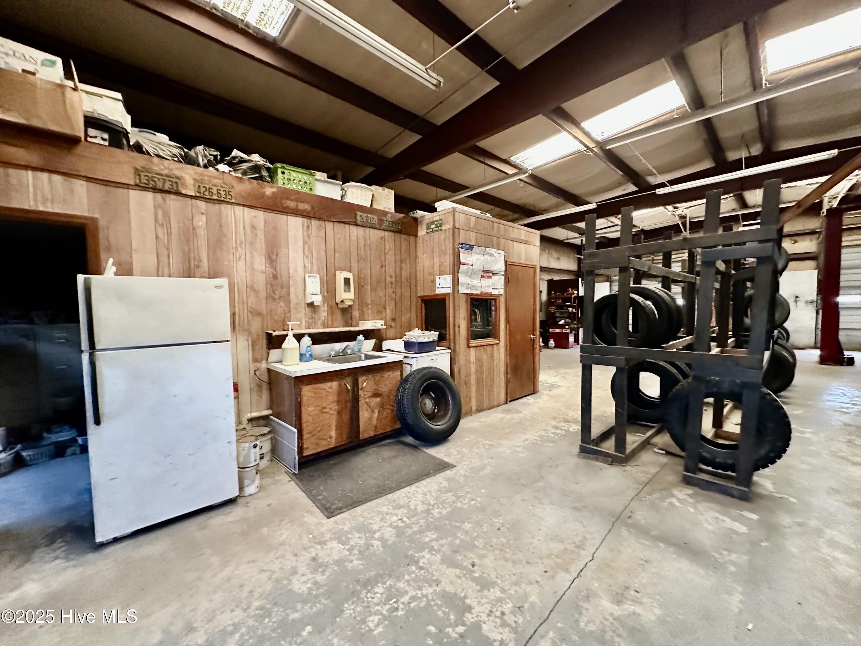 306 W Granville Street Property Photo 5