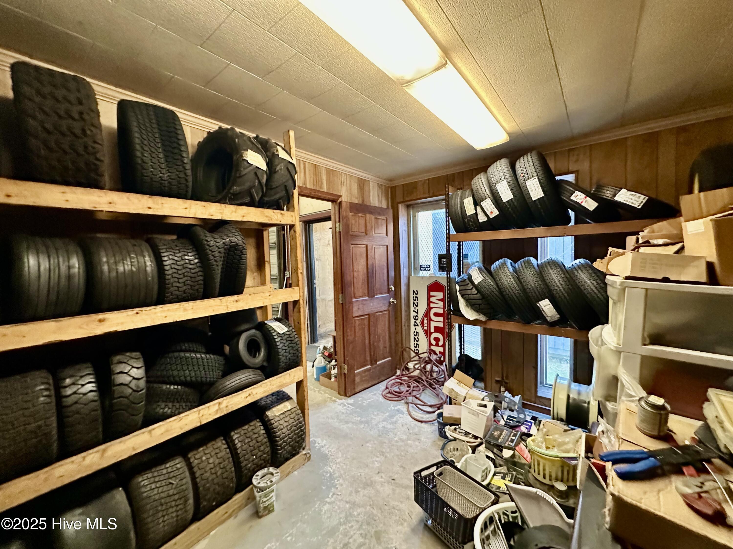 306 W Granville Street Property Photo 11