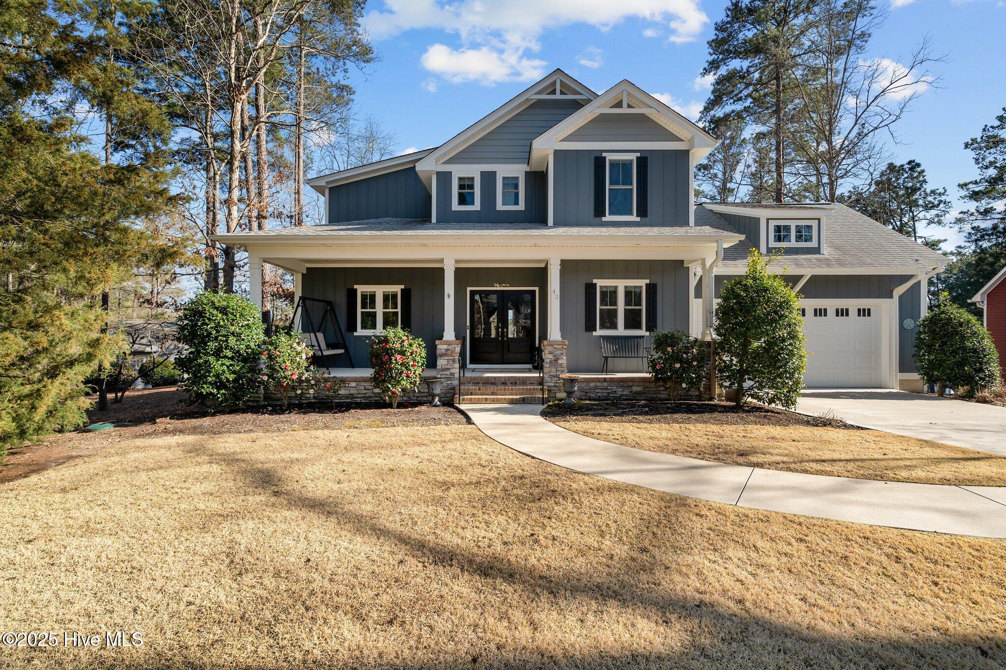 43 Lakeview Drive Property Photo