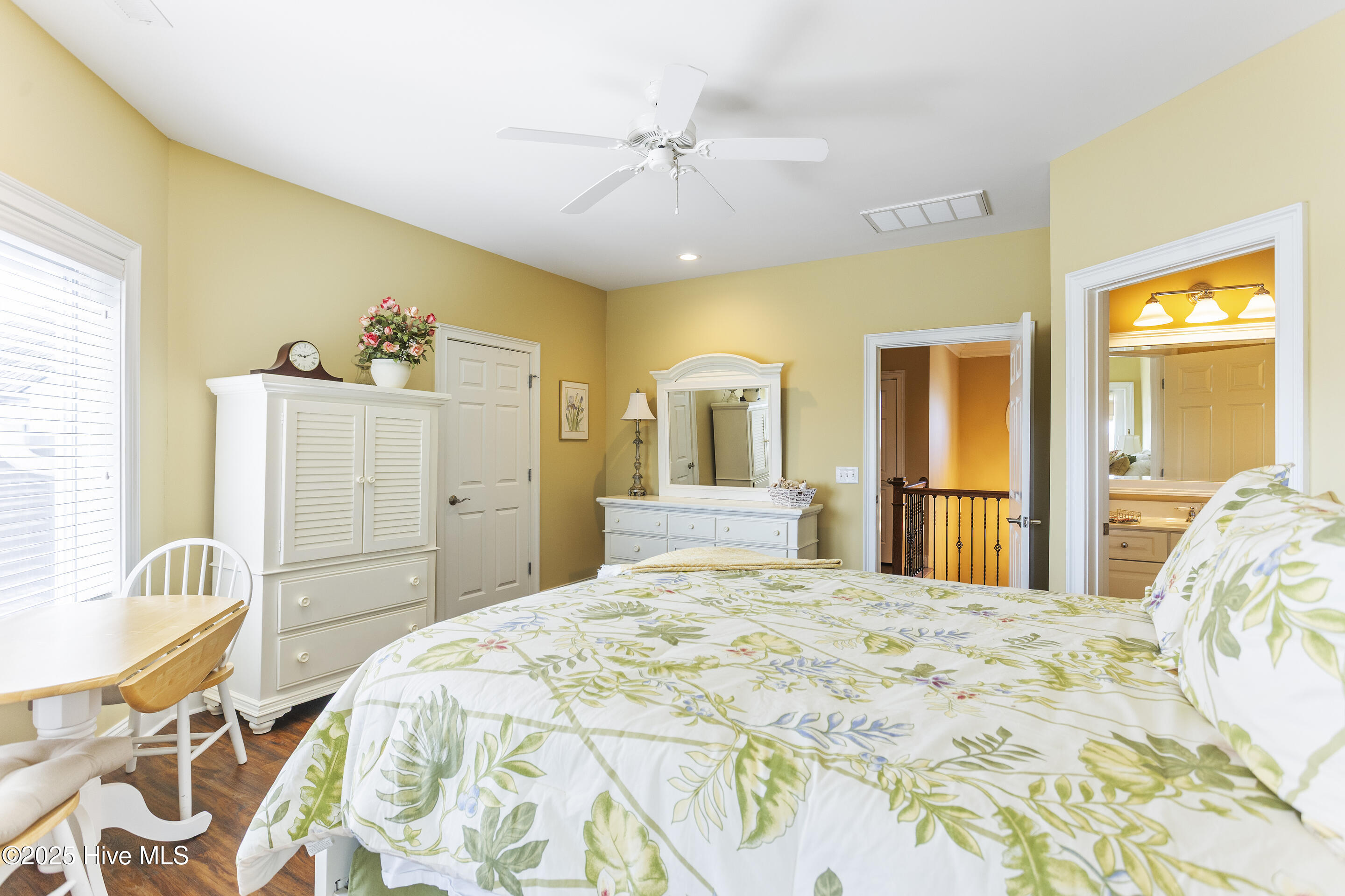 466 Herring Gull Court Property Photo 55