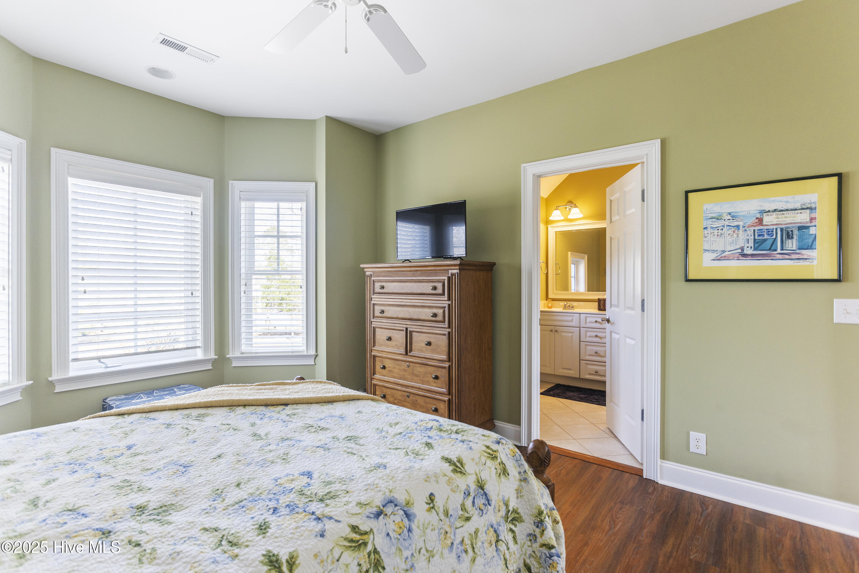 466 Herring Gull Court Property Photo 58