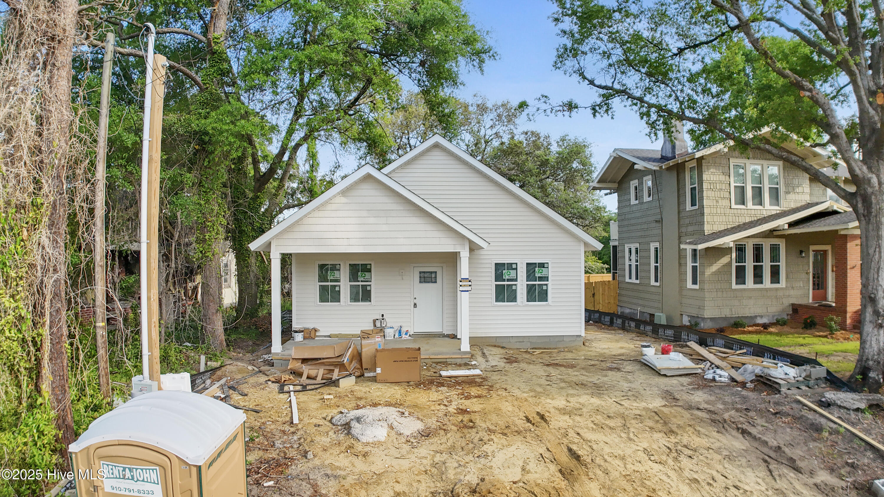 13 Central Boulevard Property Photo