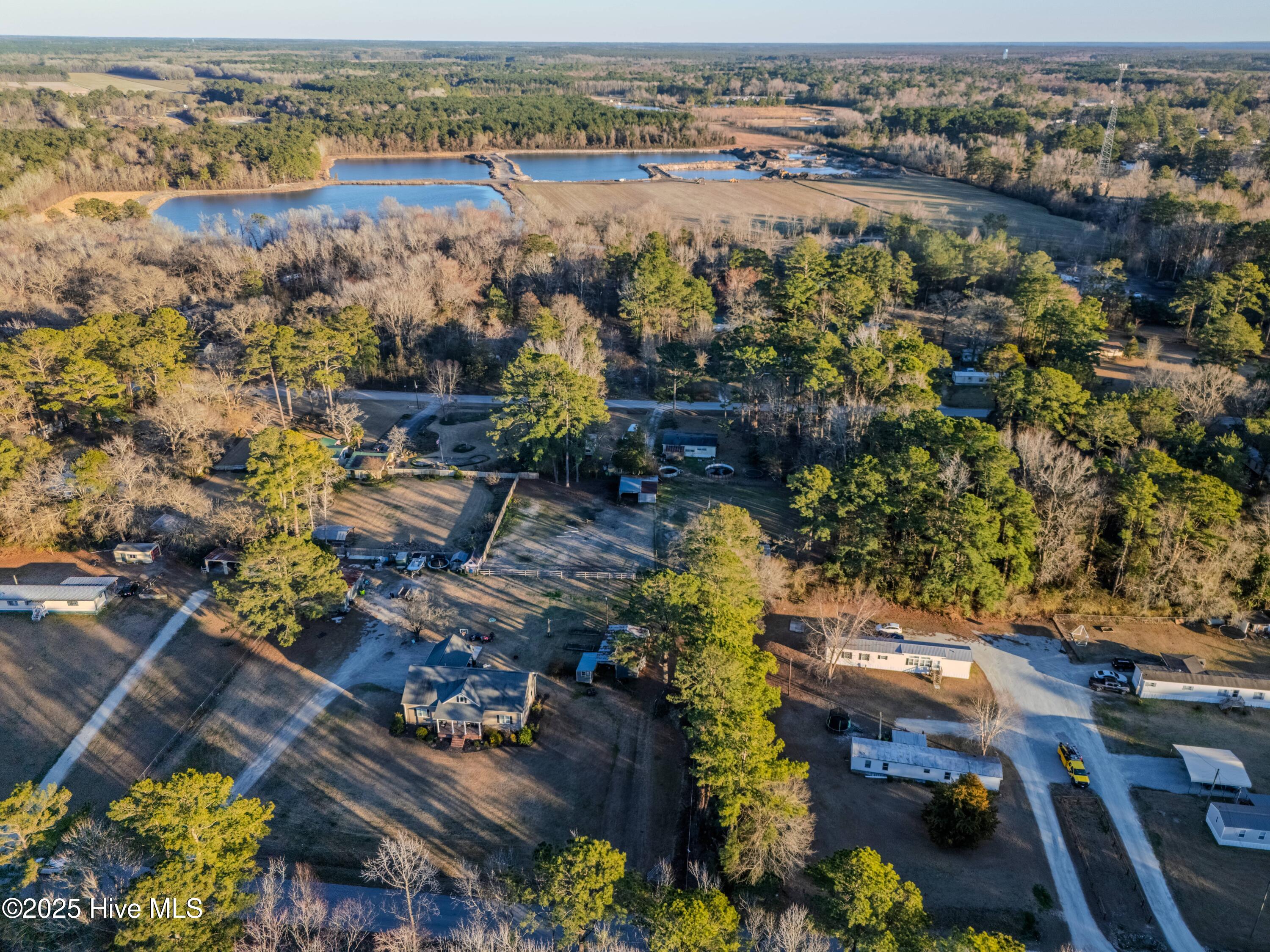 165 Dragstrip Road Property Photo 6