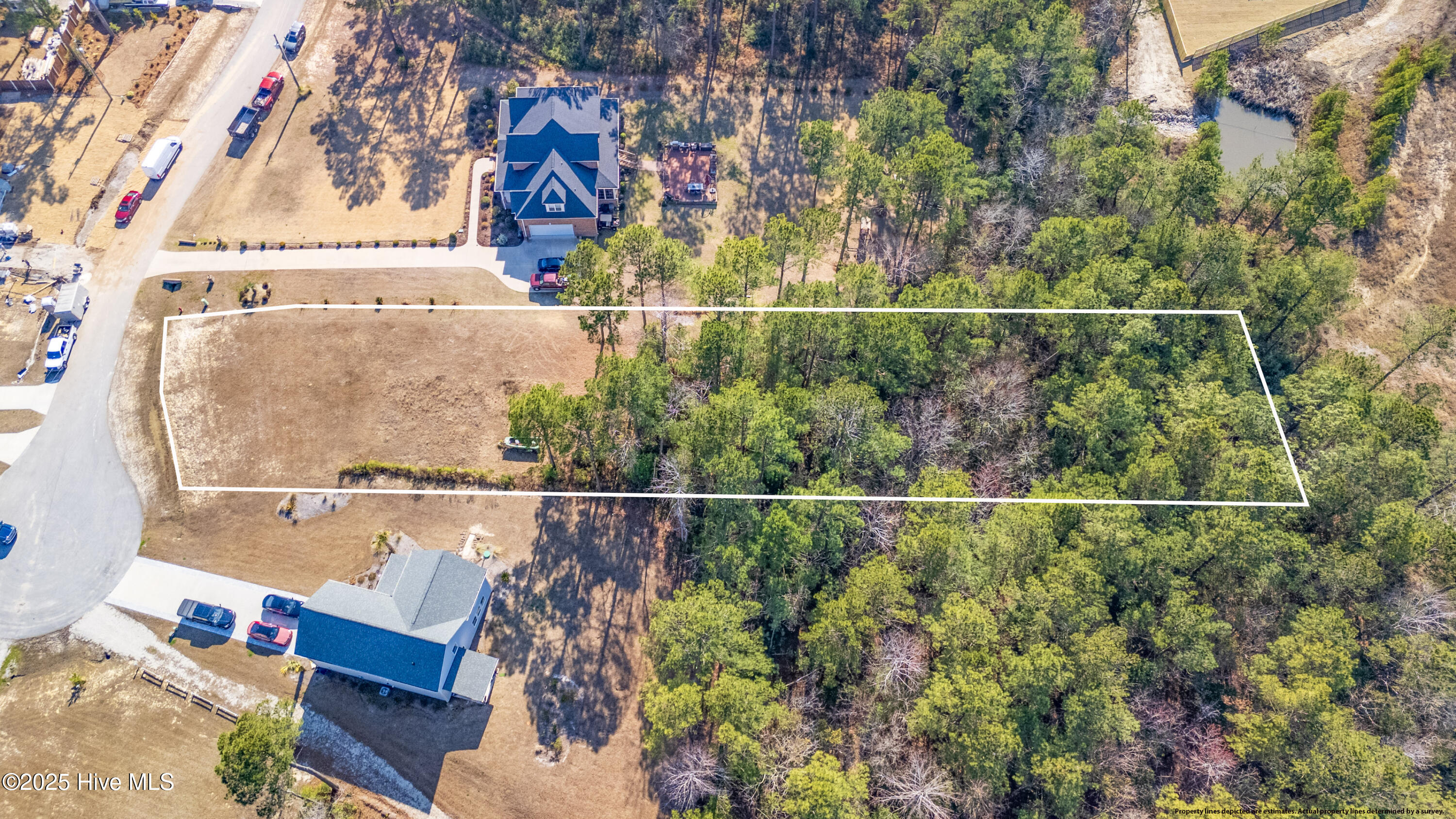 405 Palustris Court Property Photo 4