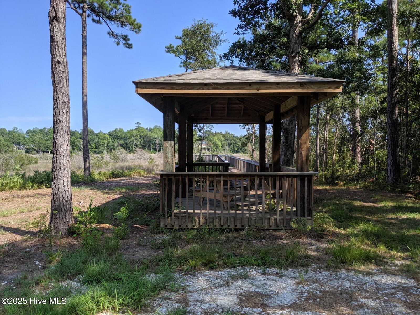 405 Palustris Court Property Photo 17