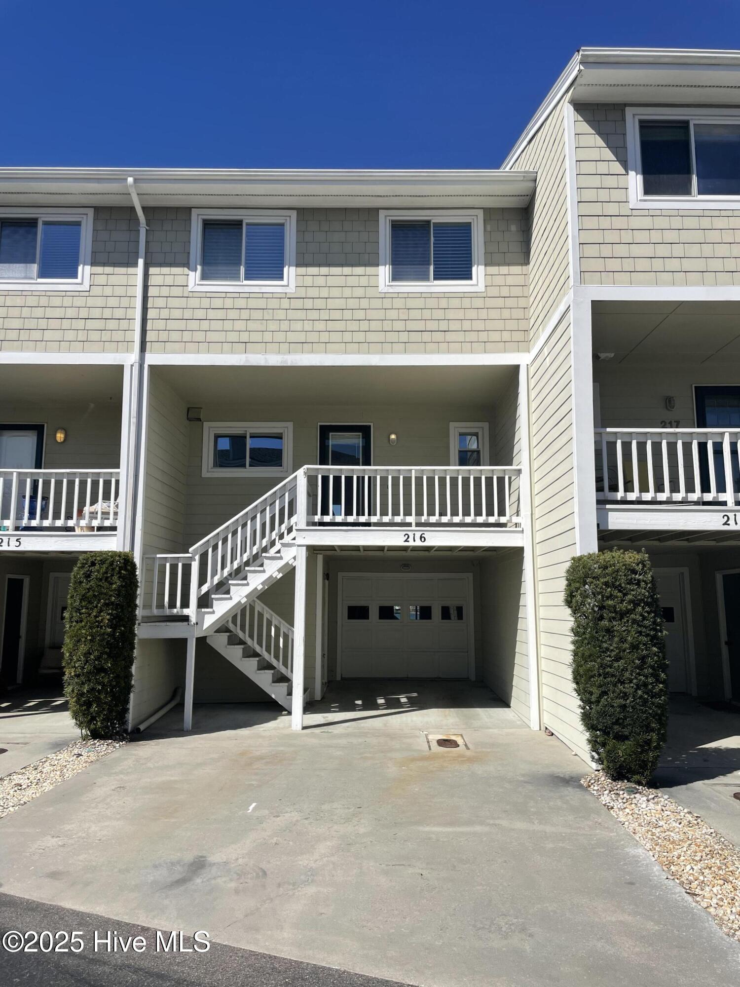 216 Lees Cut Property Photo