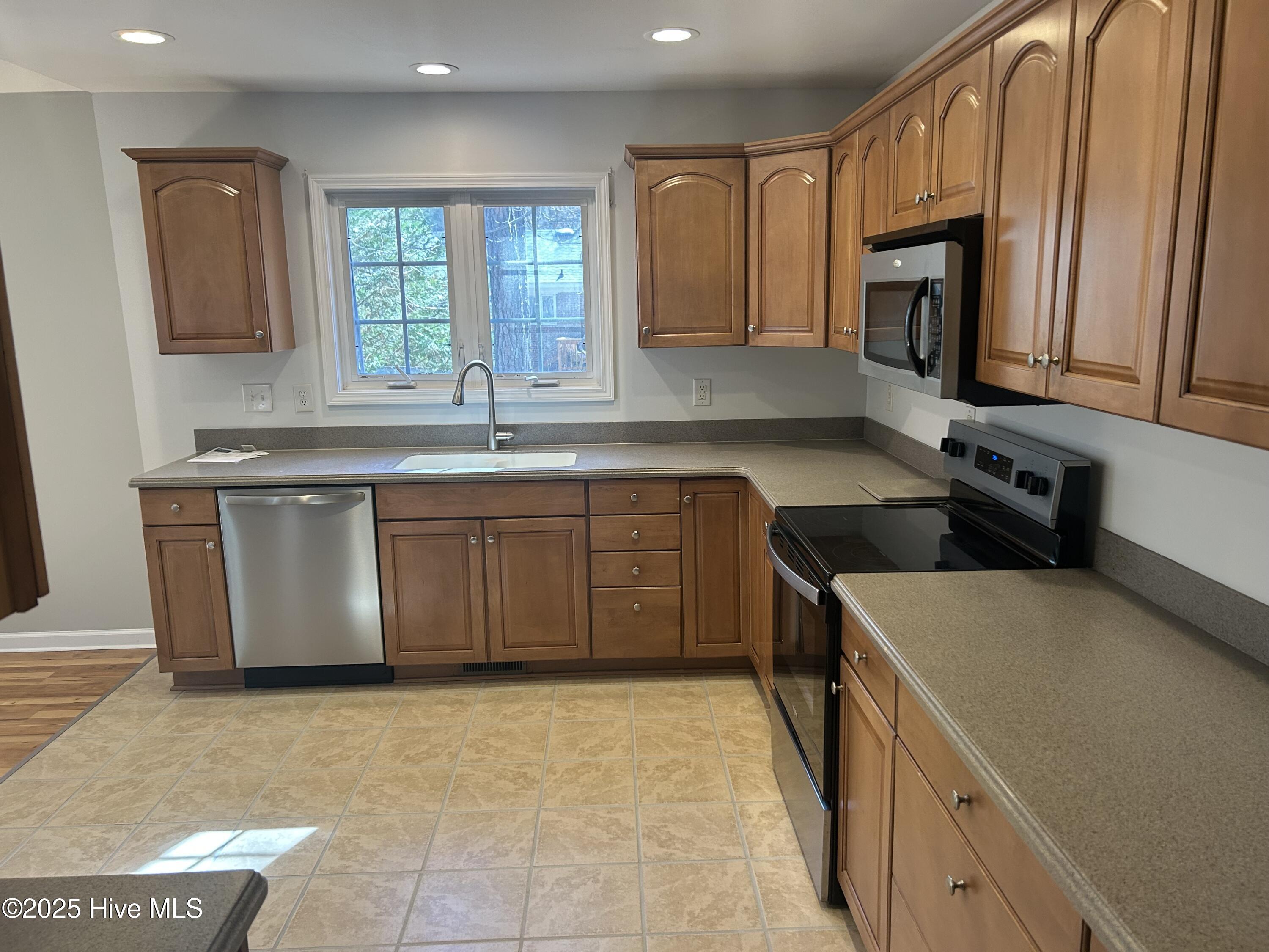 135 Juniper Lake Road Property Photo 9