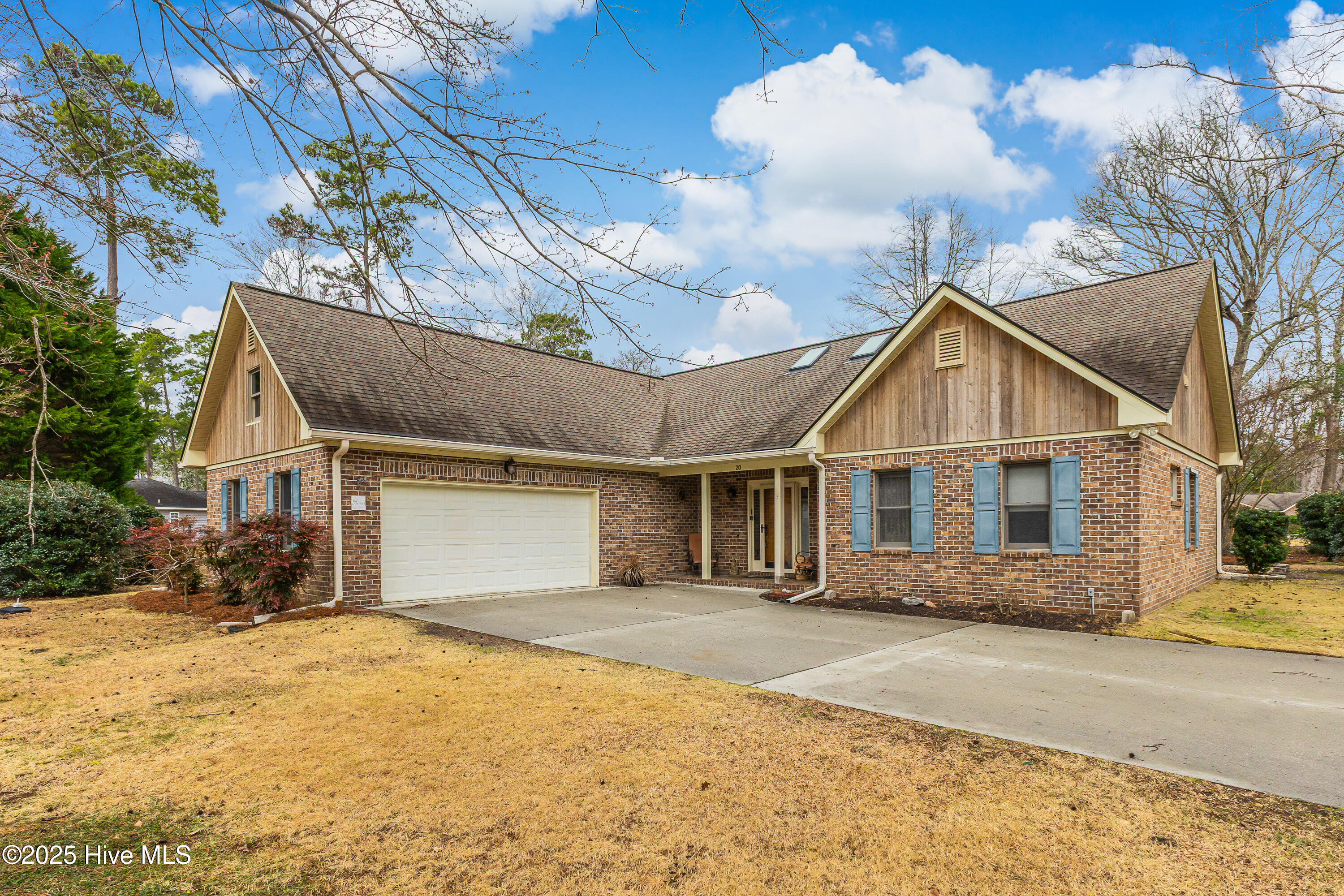 20 Brassie Drive Property Photo