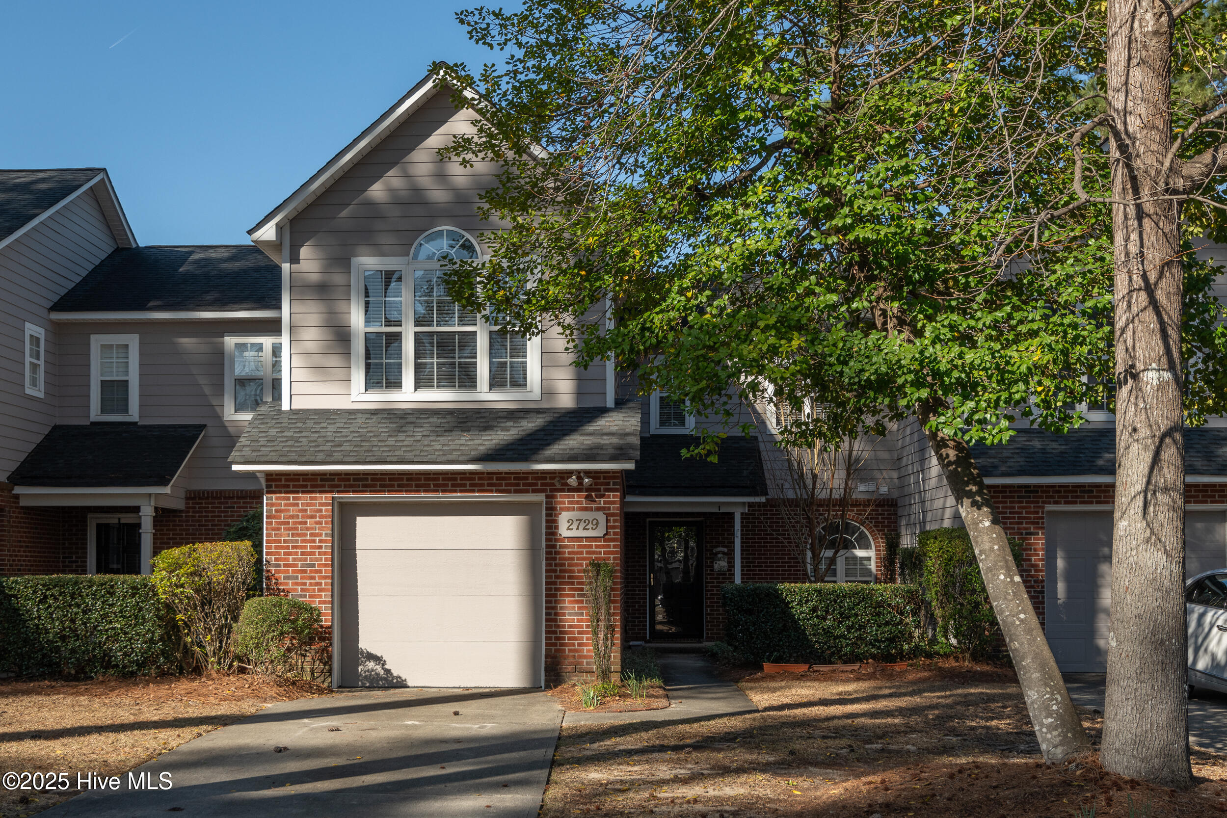 2729 Townes Drive Property Photo