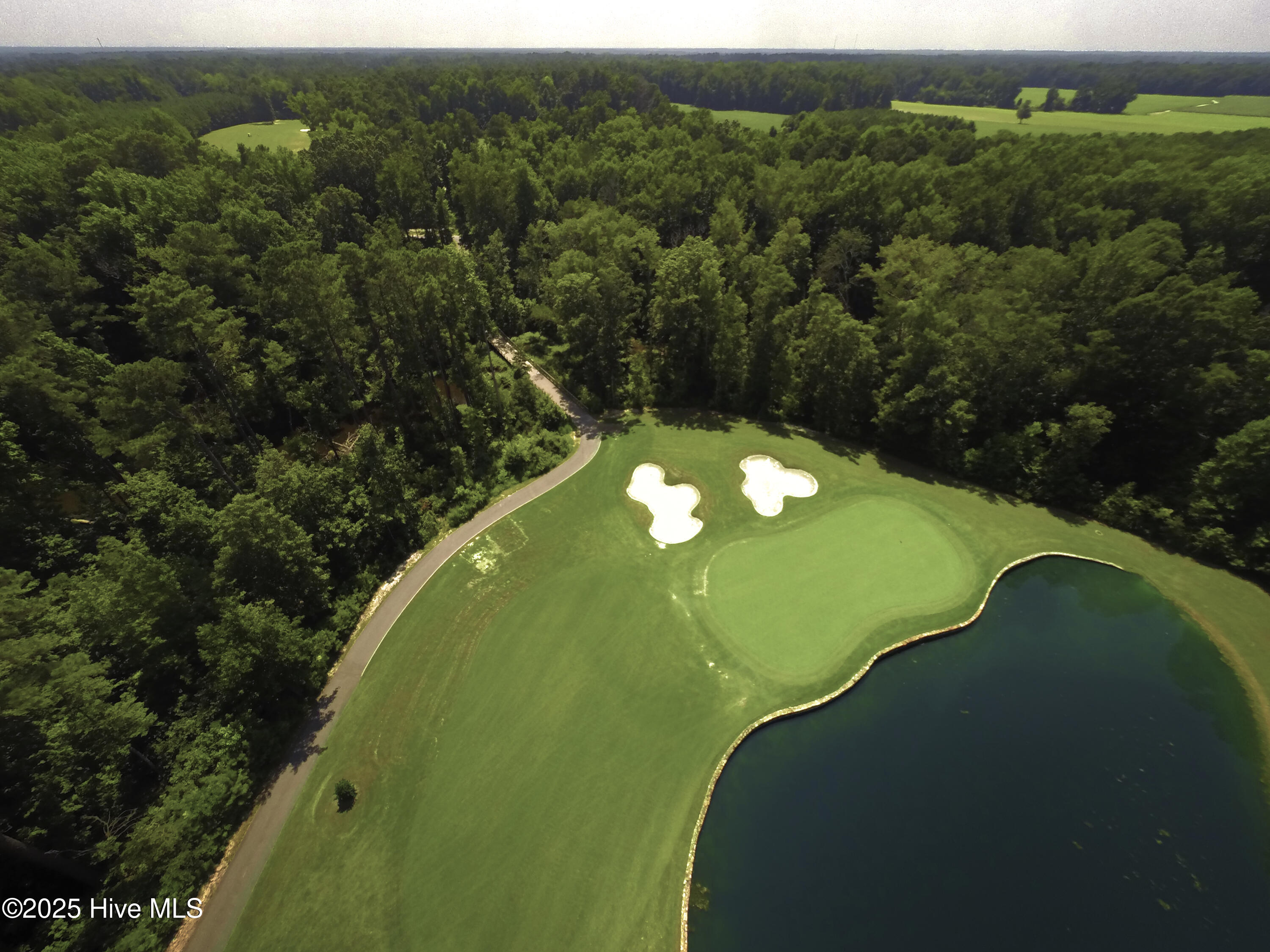 499 Great Glen Property Photo 22