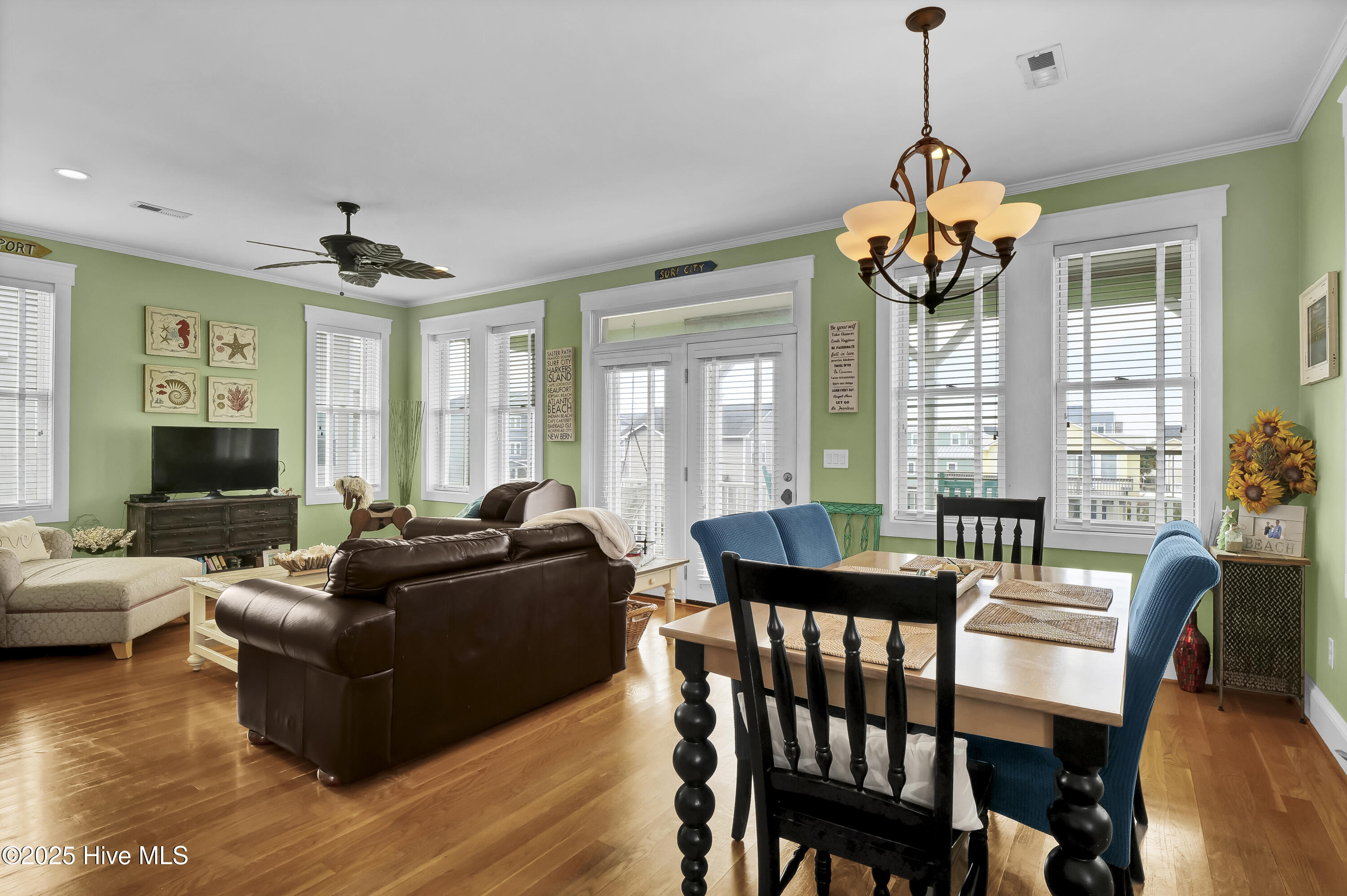 104 Durham Avenue Property Photo 7