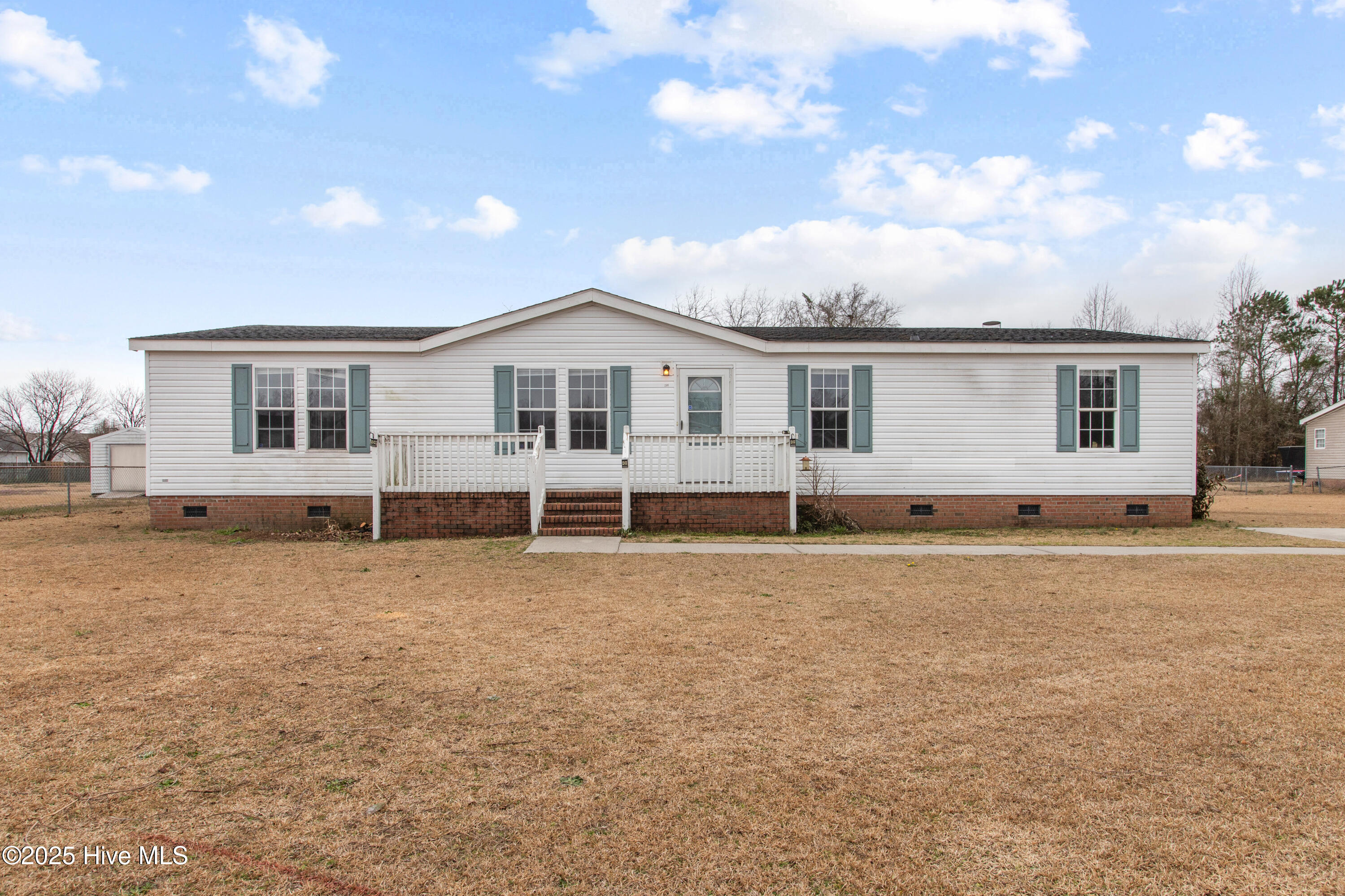 201 Treetop Court Property Photo