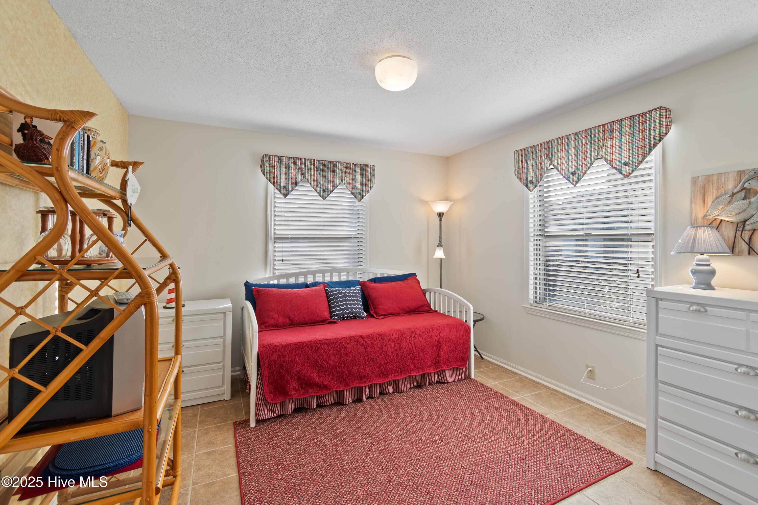39 Ocean Isle West Boulevard W H-1 Property Photo 5