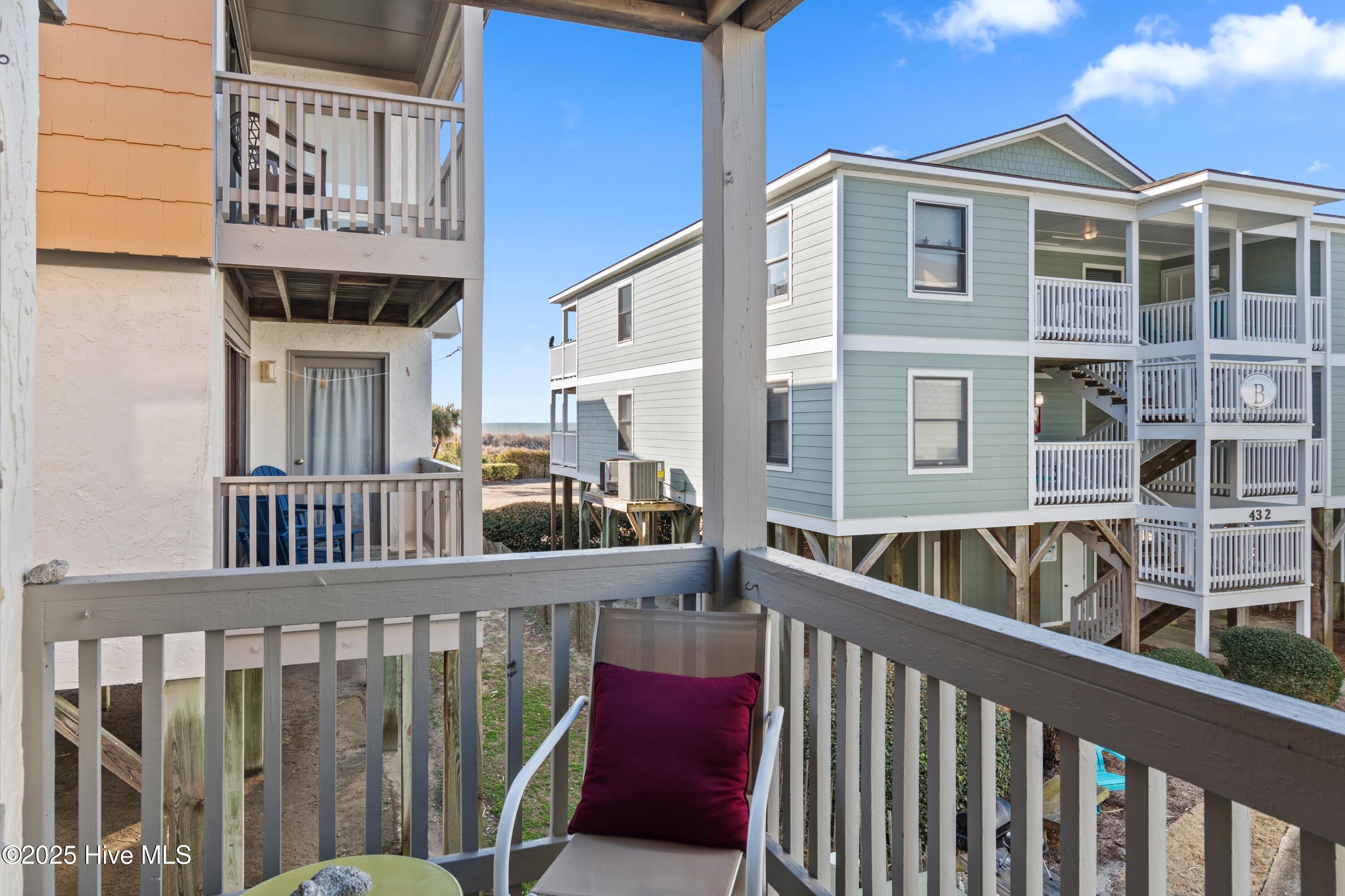 39 Ocean Isle West Boulevard W H-1 Property Photo 18