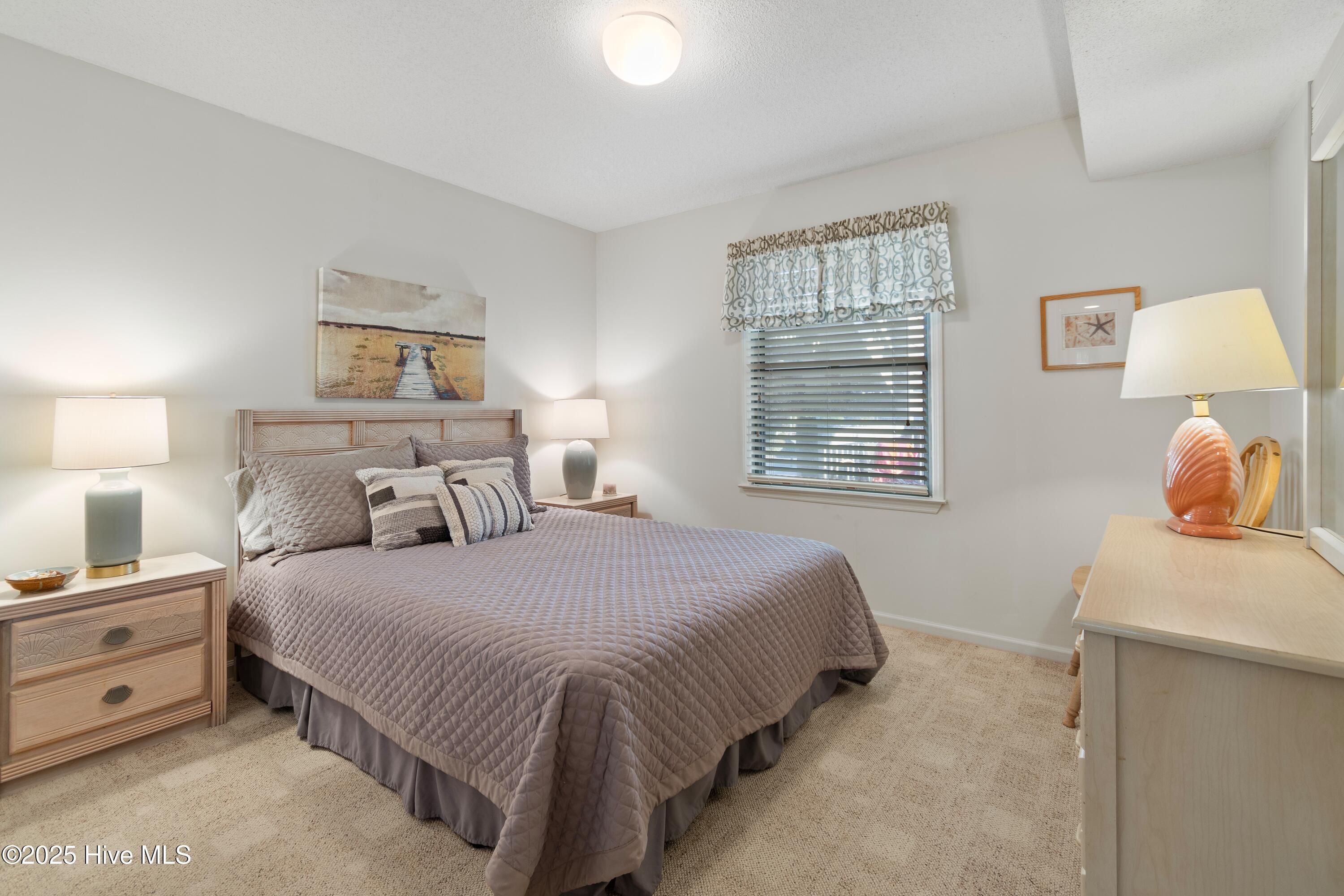 39 Ocean Isle West Boulevard W H-1 Property Photo 21