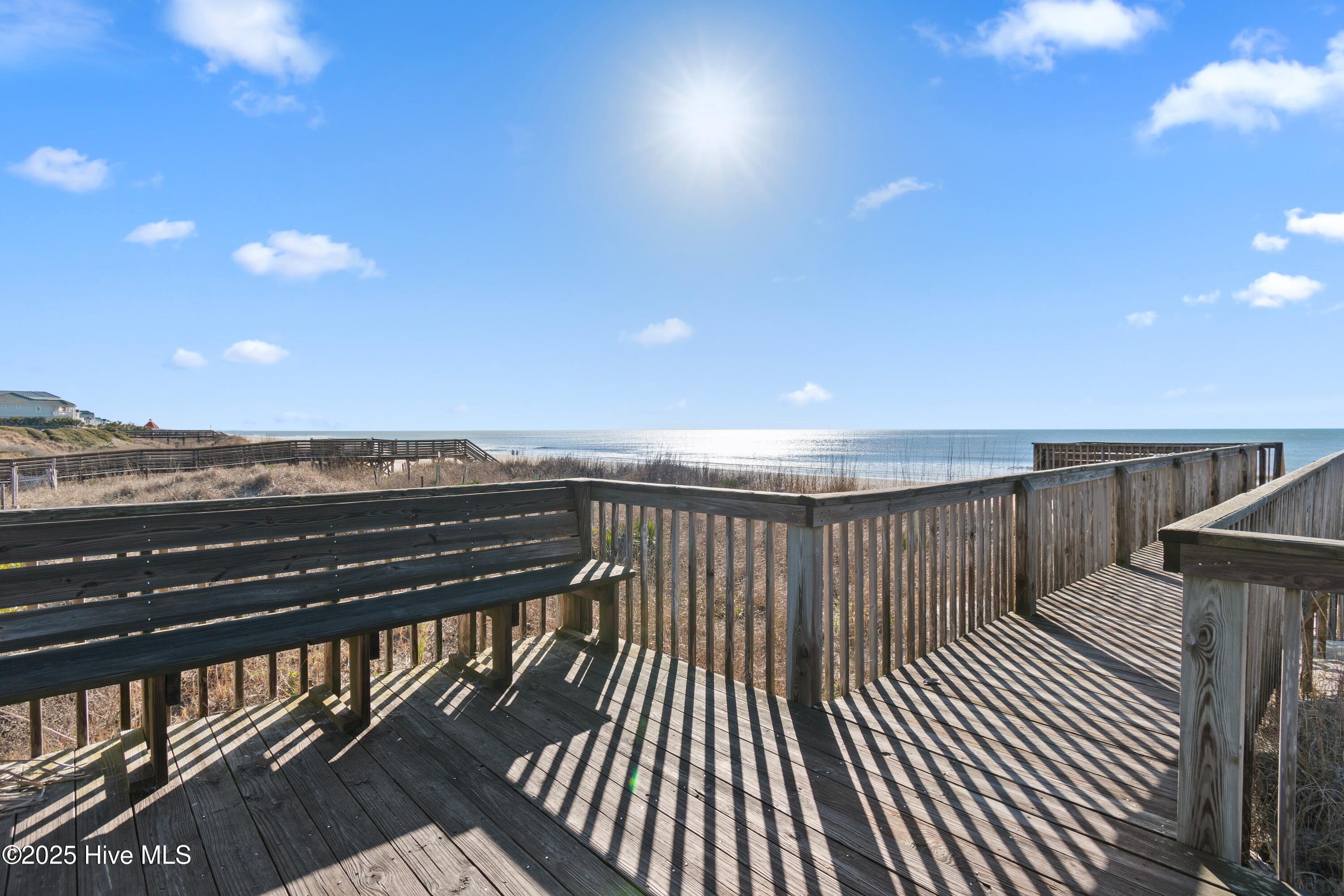 39 Ocean Isle West Boulevard W H-1 Property Photo 32