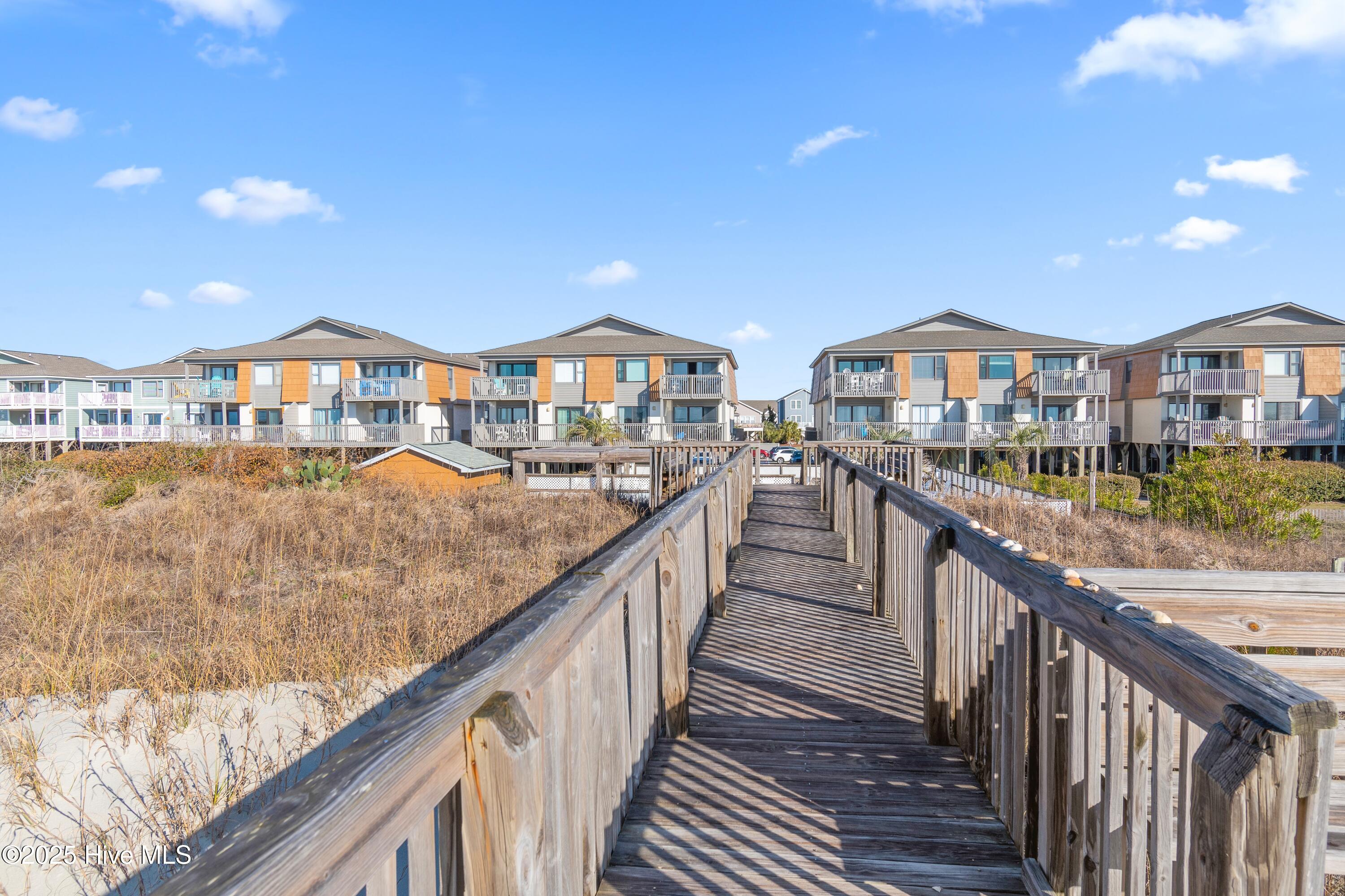 39 Ocean Isle West Boulevard W H-1 Property Photo 34