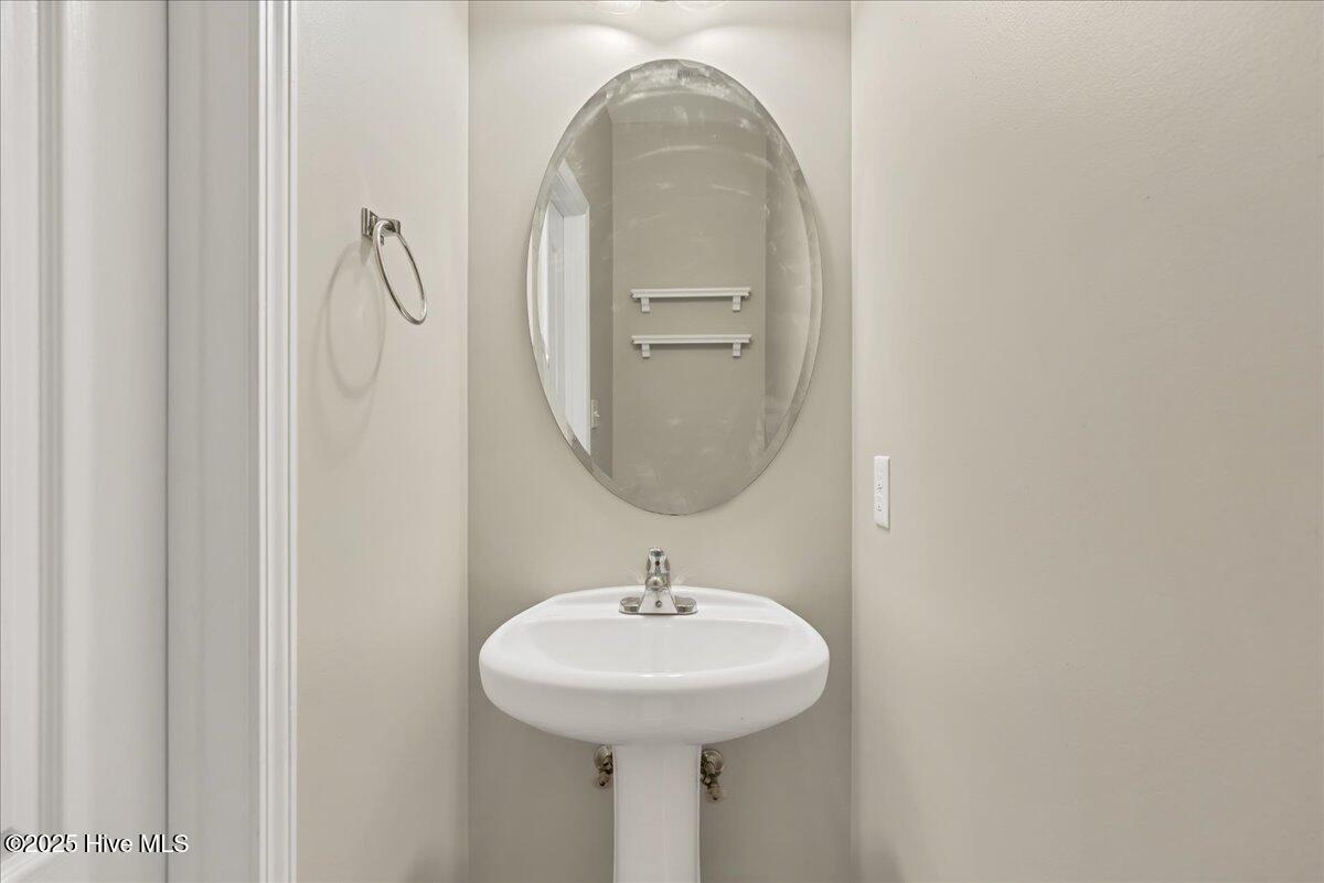 716 Sun Road Property Photo 35