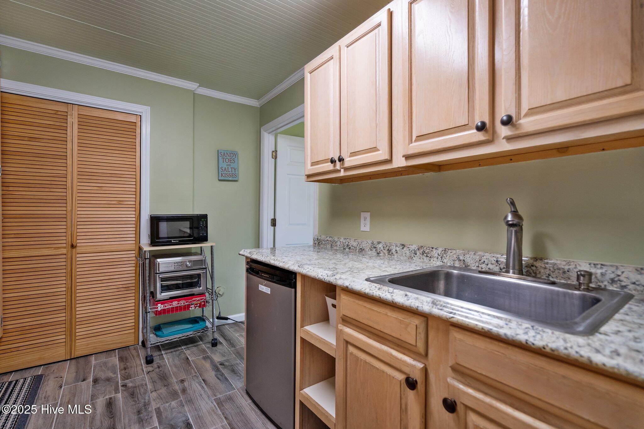927 Coast Walk Lane Property Photo 44