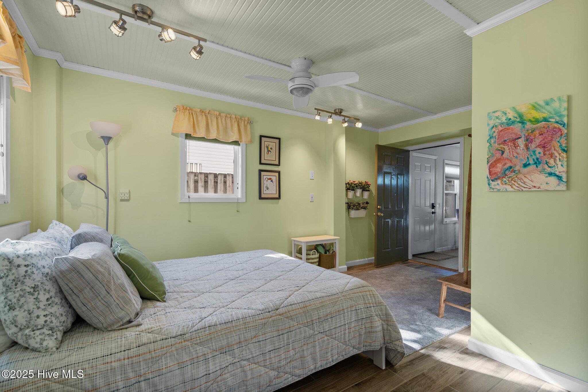 927 Coast Walk Lane Property Photo 46