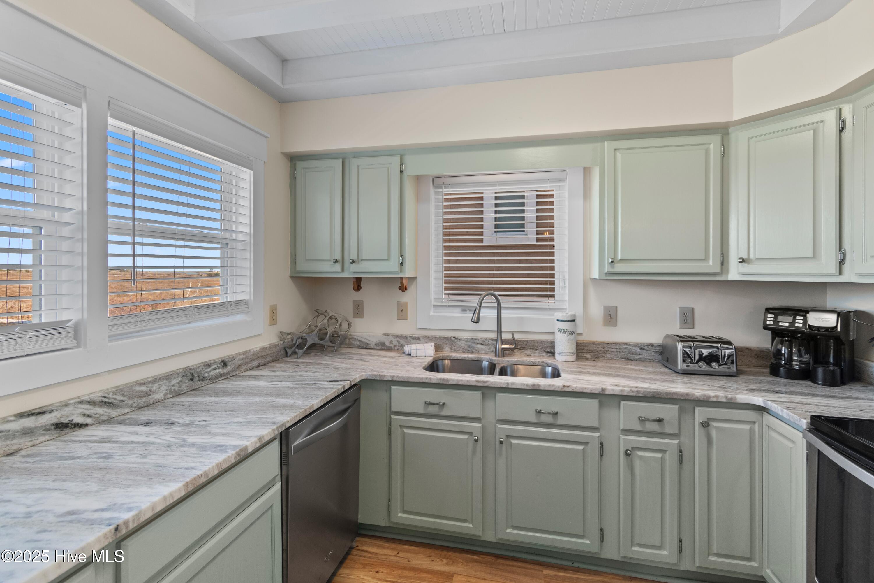 108 Caswell Beach Road Property Photo 18