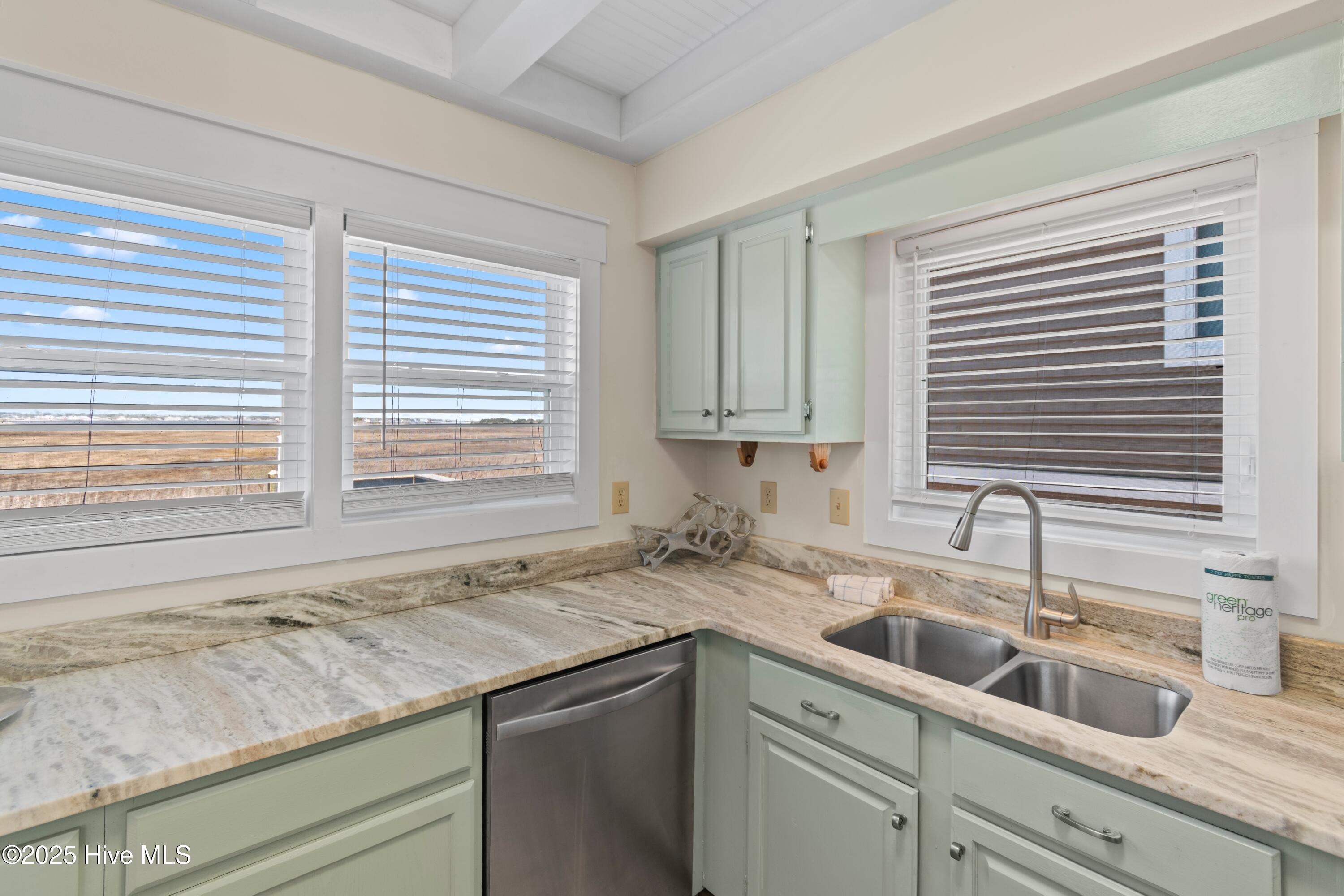 108 Caswell Beach Road Property Photo 19