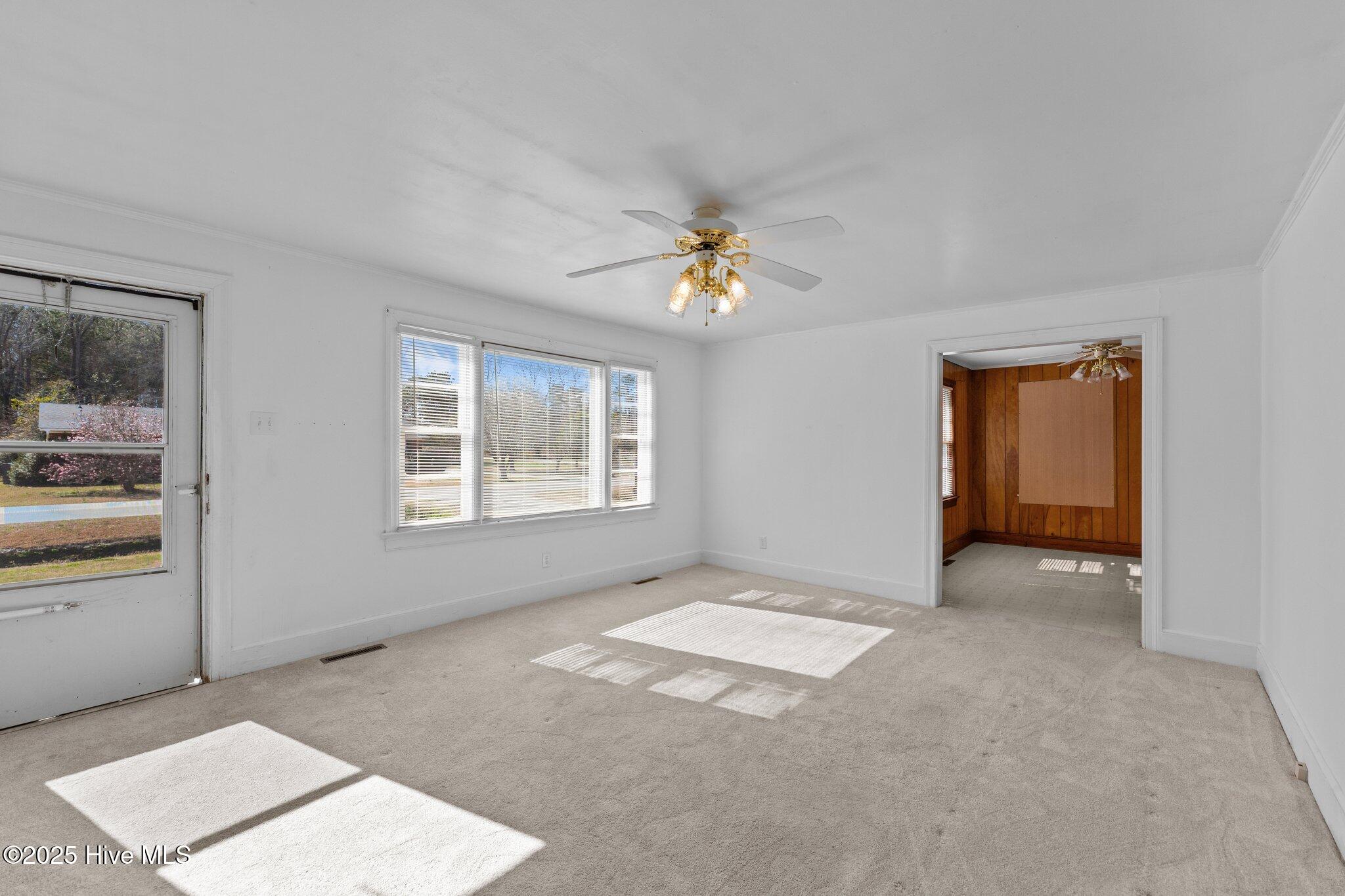 3948 Morris Drive Property Photo 5