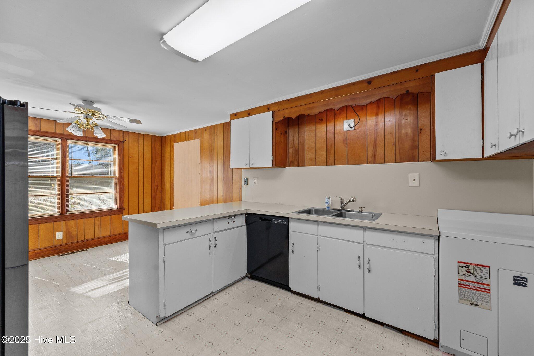 3948 Morris Drive Property Photo 13
