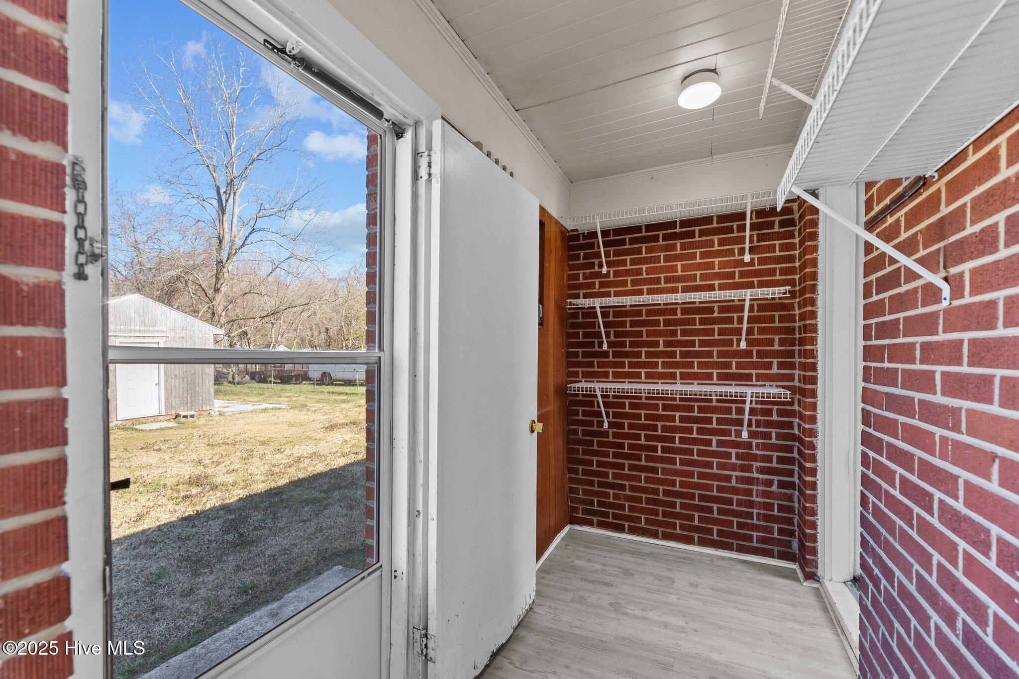 3948 Morris Drive Property Photo 16