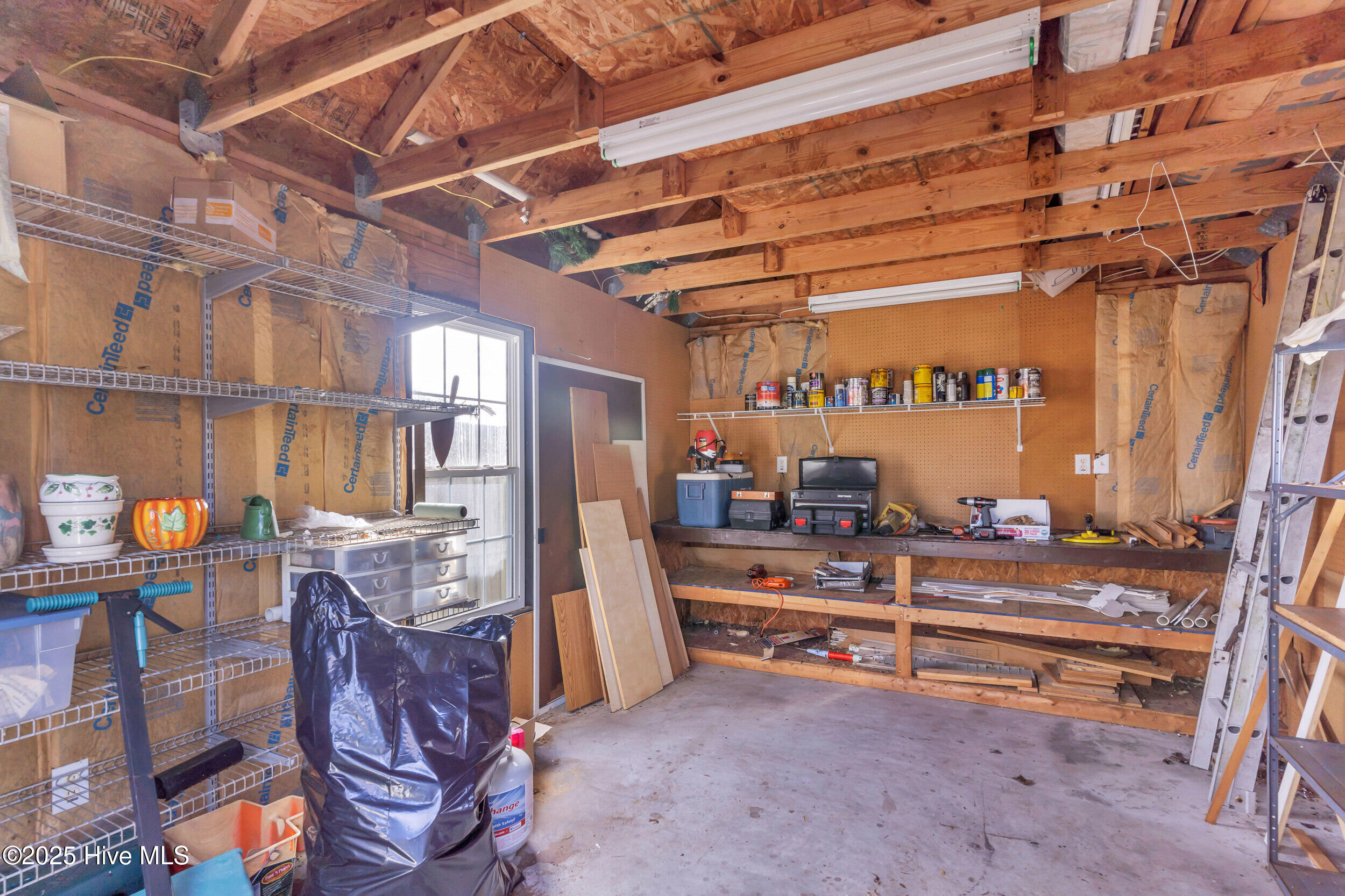 5323 Sun Coast Drive Property Photo 27