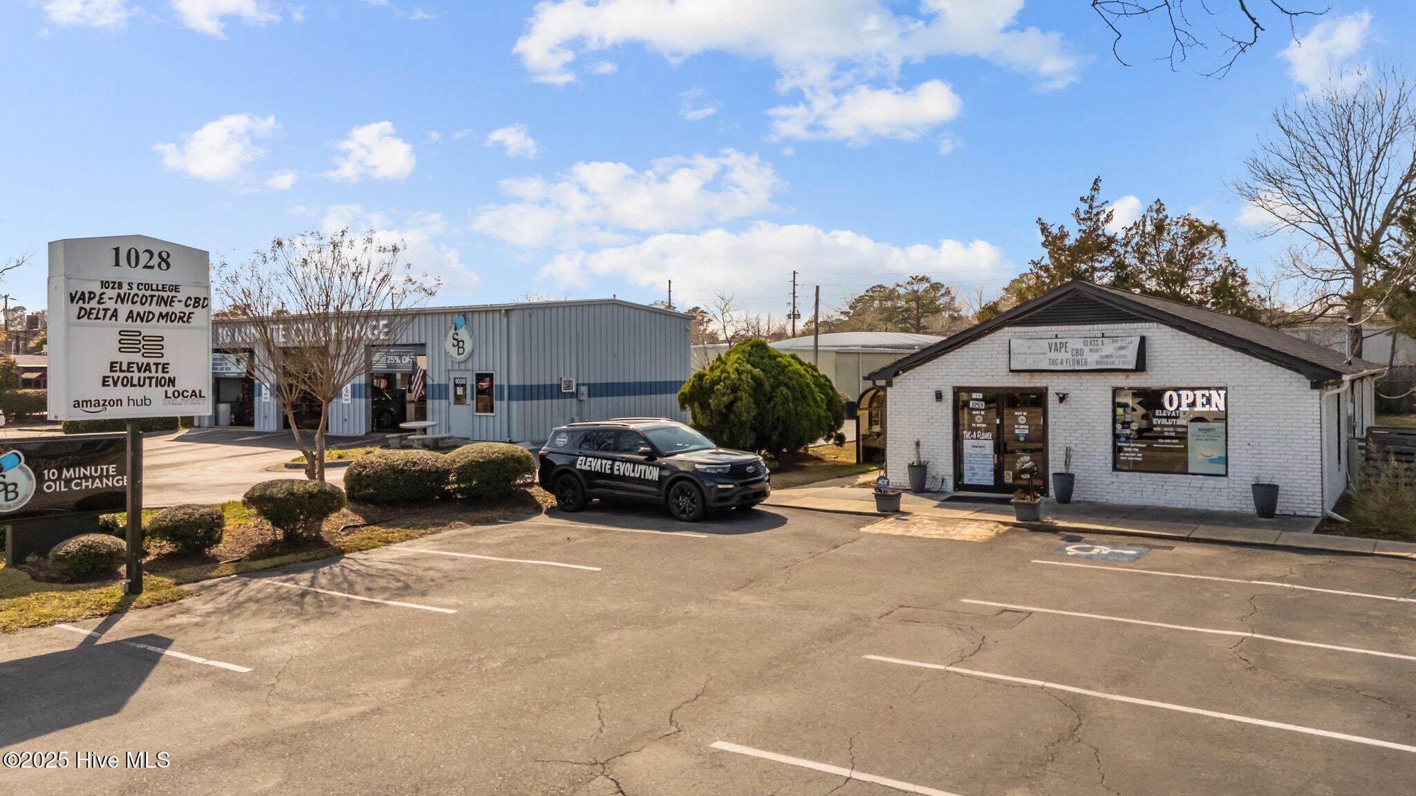 1028 S College Road Property Photo