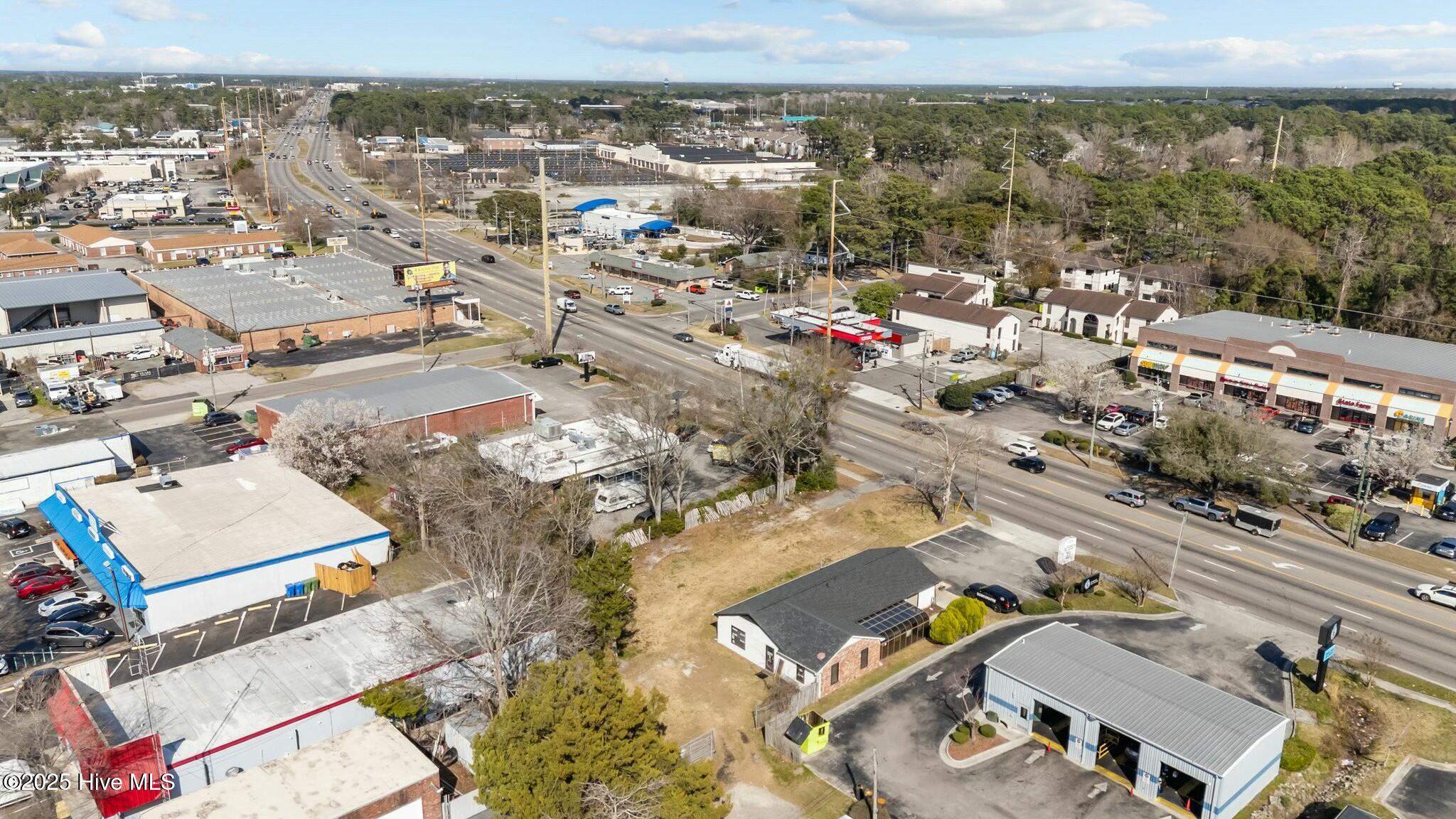 1028 S College Road Property Photo 35