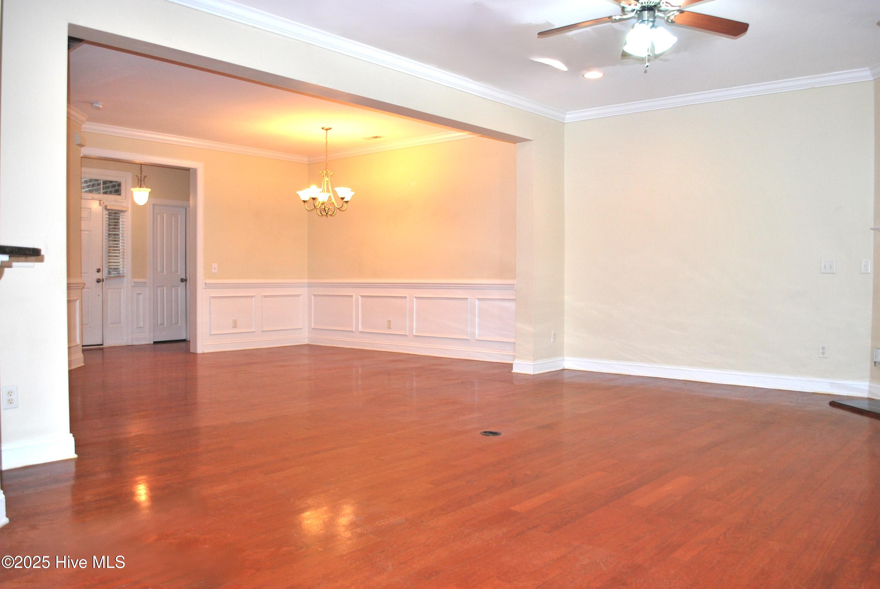4820 Whitner Drive Property Photo 6