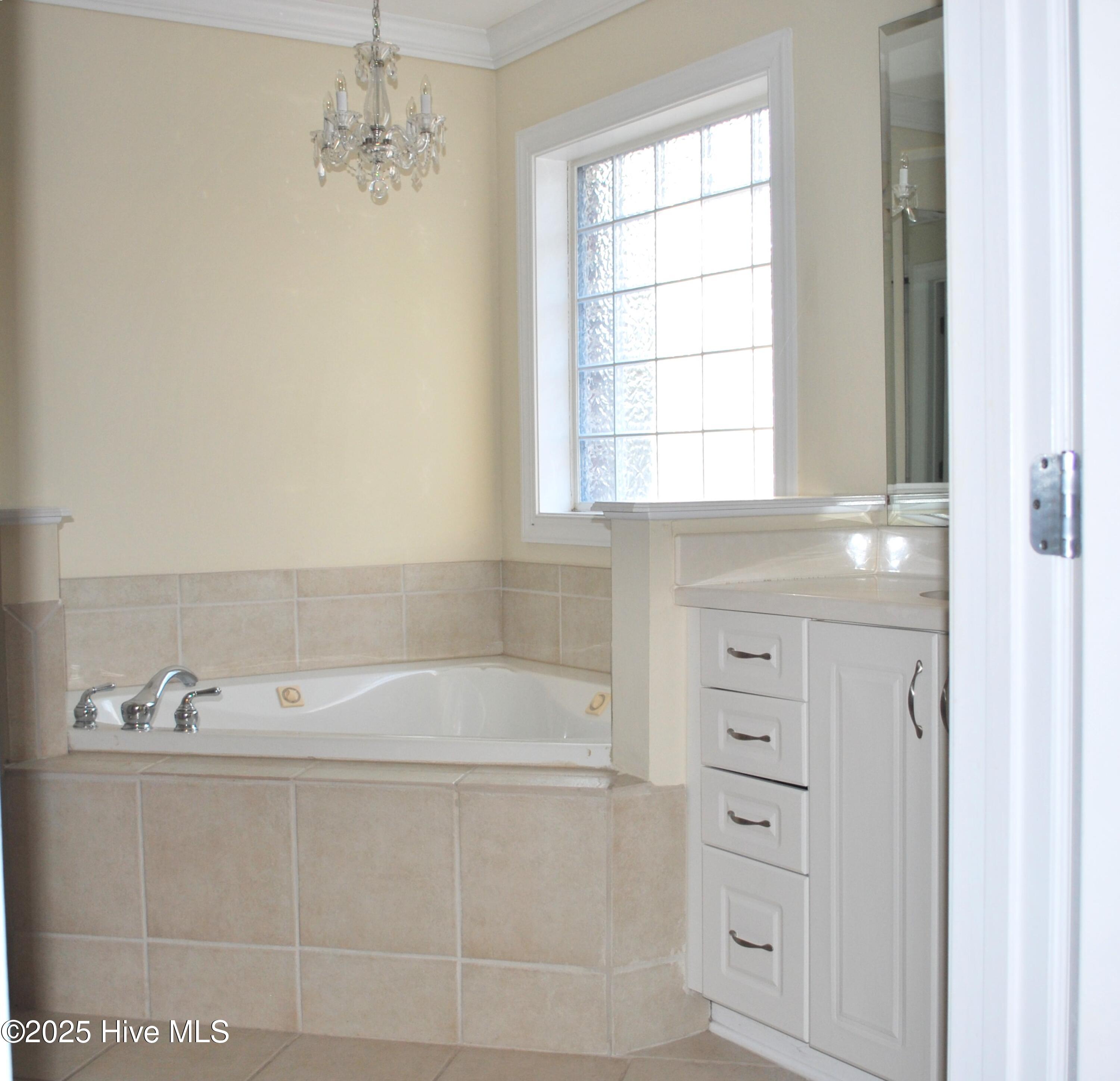 4820 Whitner Drive Property Photo 10