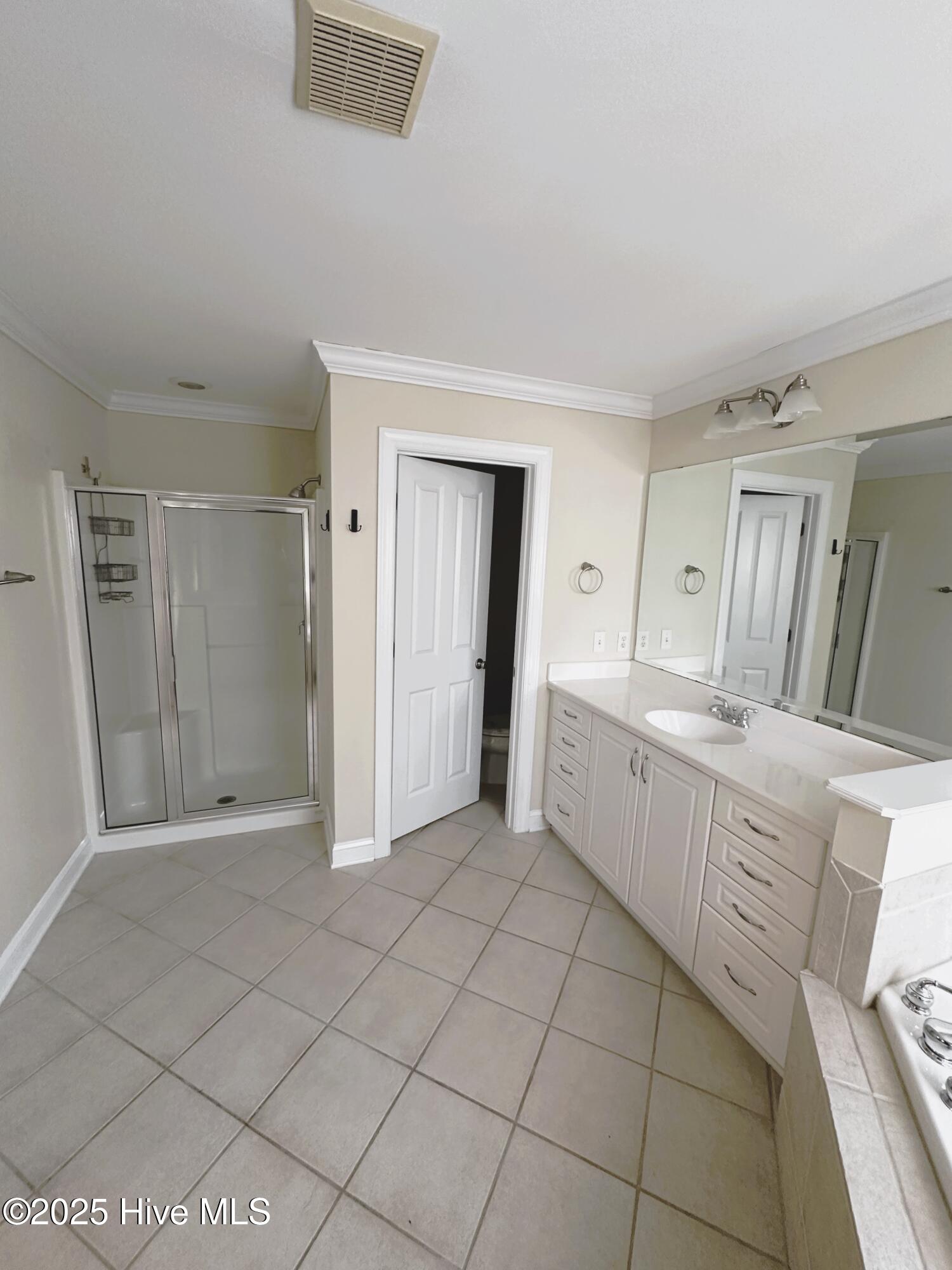 4820 Whitner Drive Property Photo 12