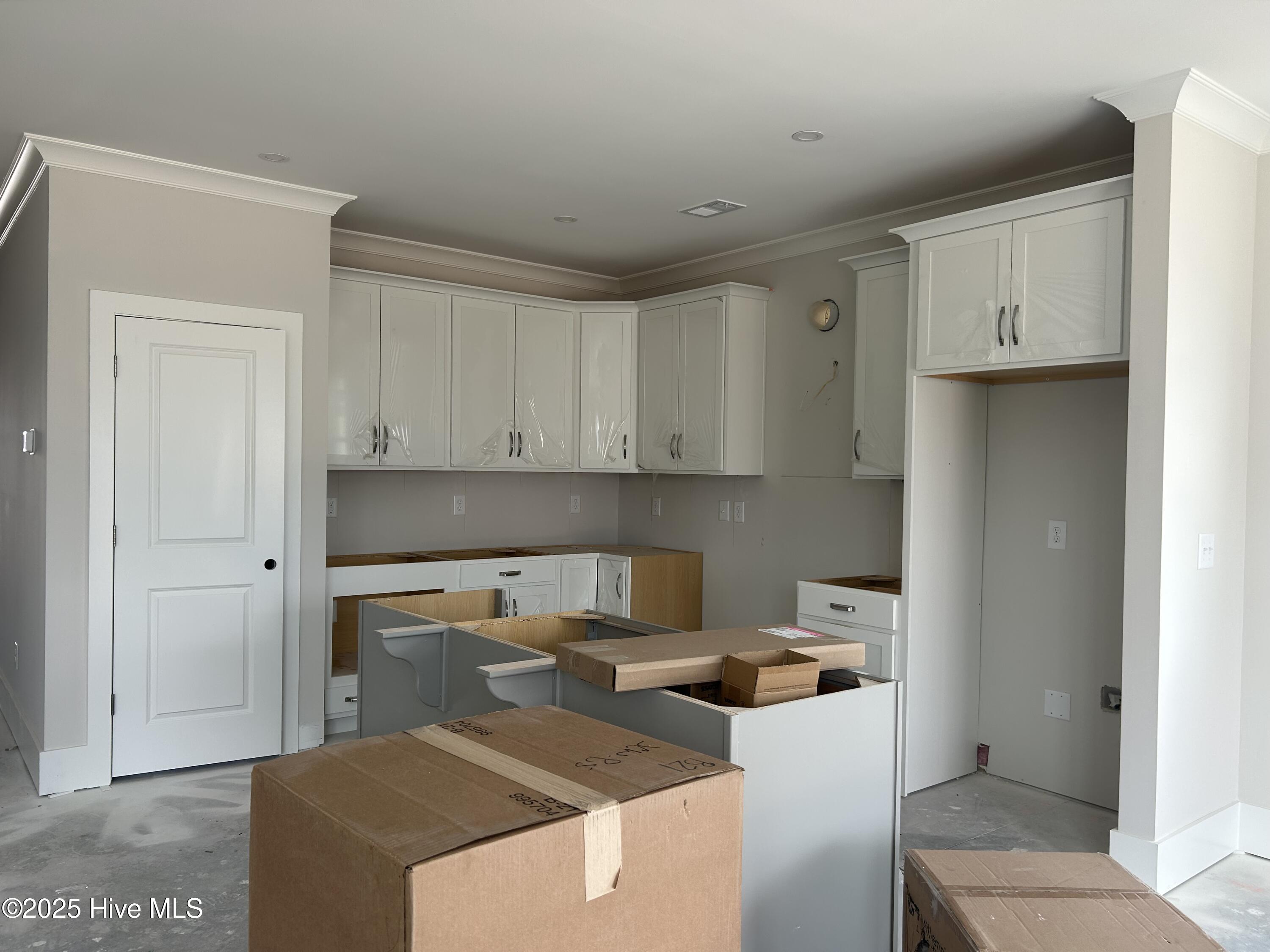 1340 Trisail Terrace Property Photo 3