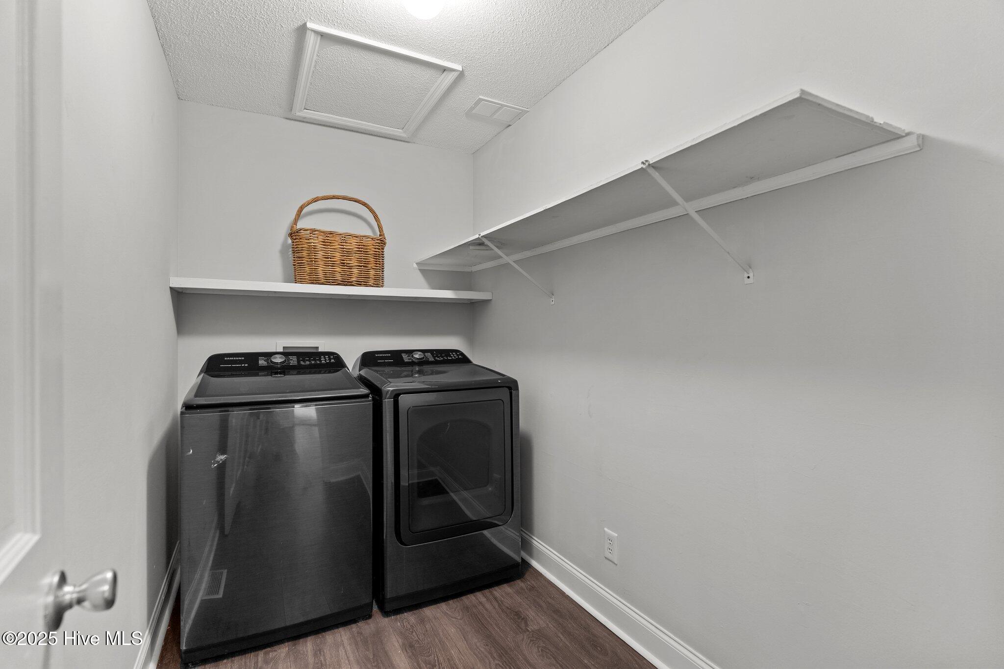 314 Pinecliff Drive Property Photo 16