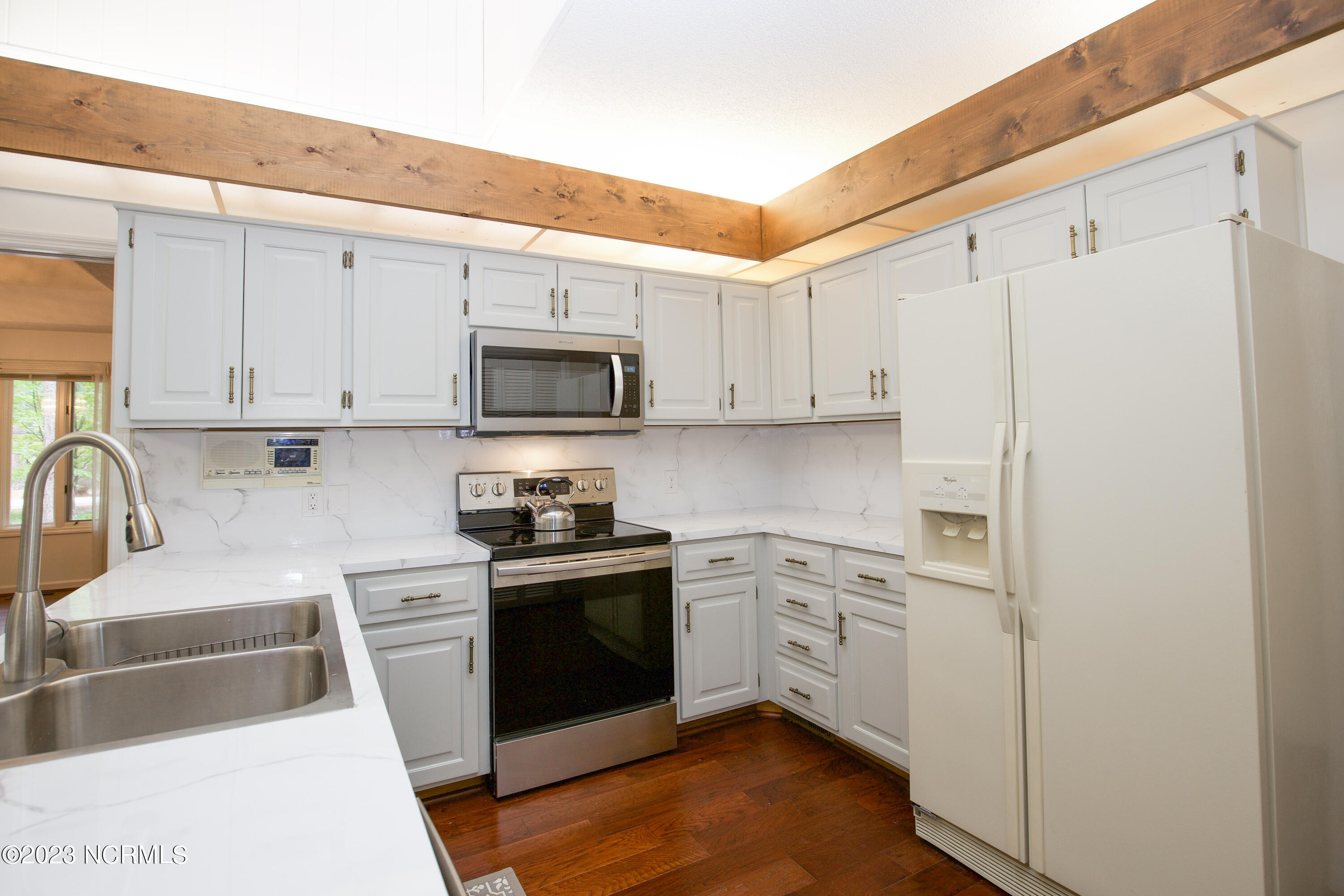 95 Merion Circle Property Photo 22