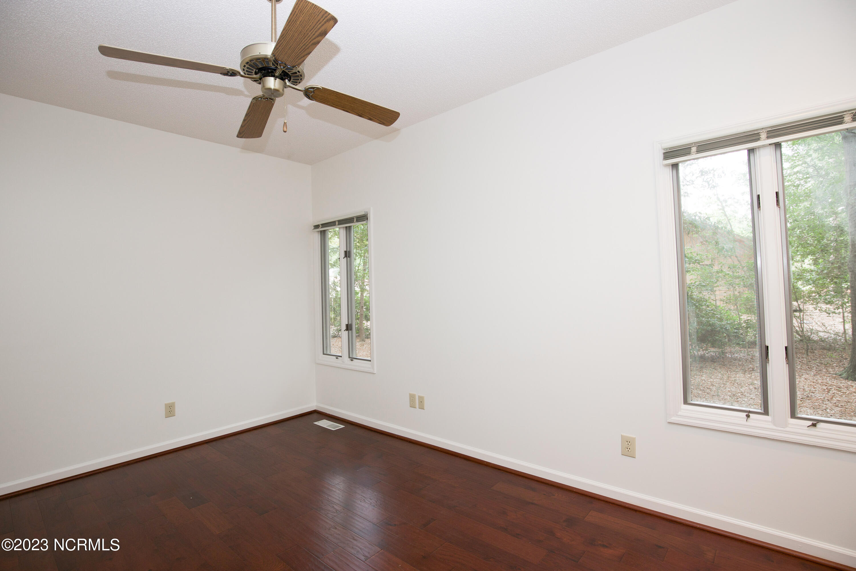 95 Merion Circle Property Photo 25