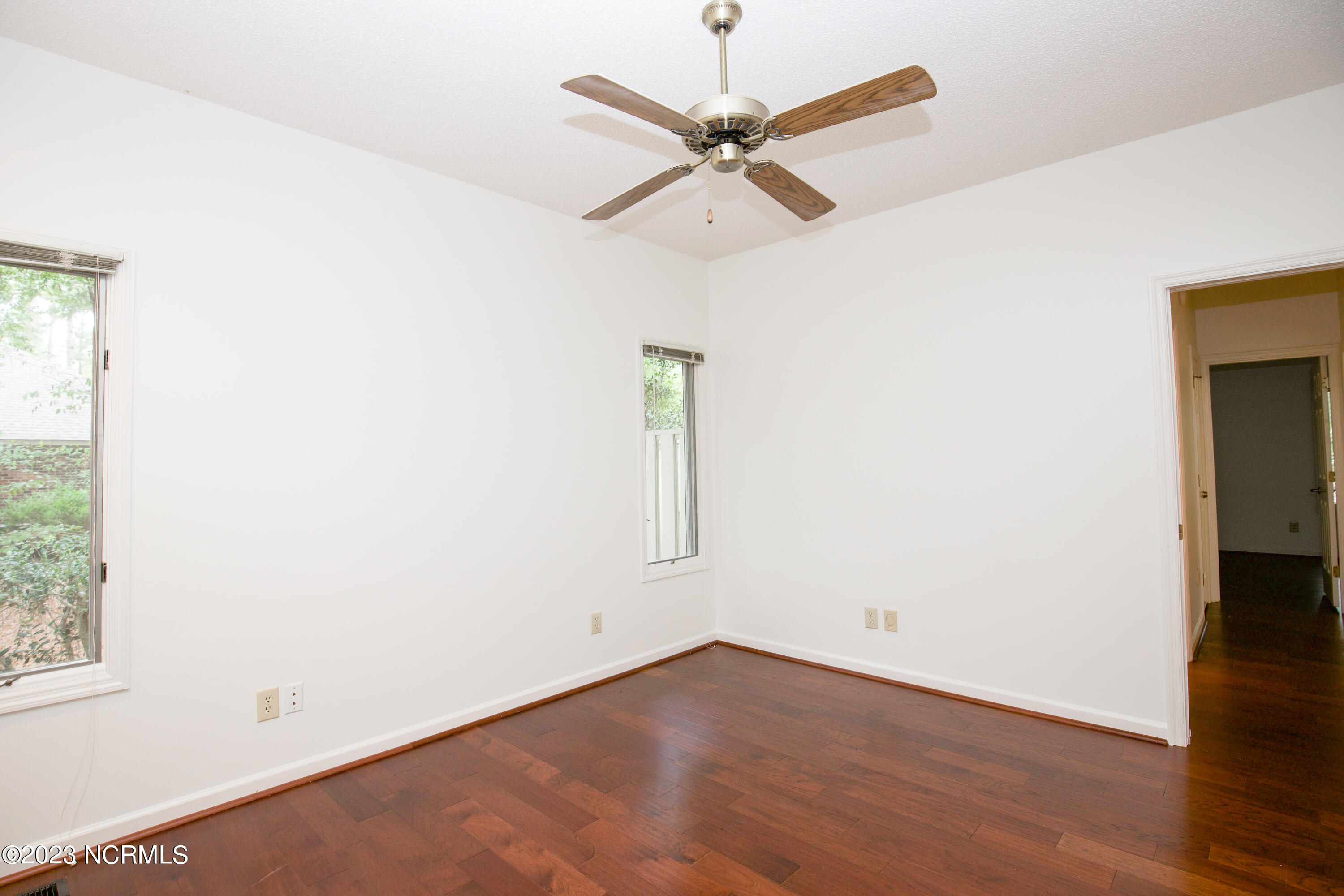 95 Merion Circle Property Photo 34