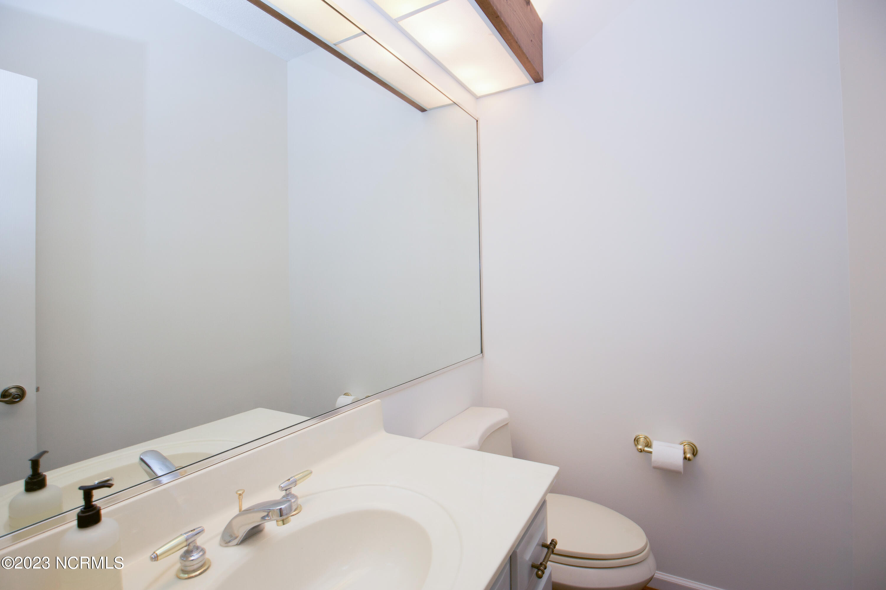95 Merion Circle Property Photo 36