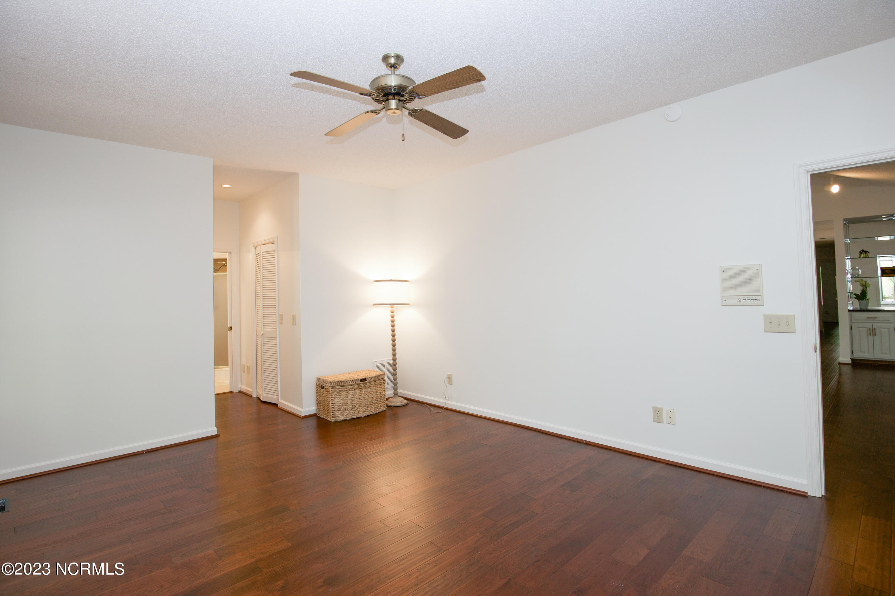 95 Merion Circle Property Photo 40