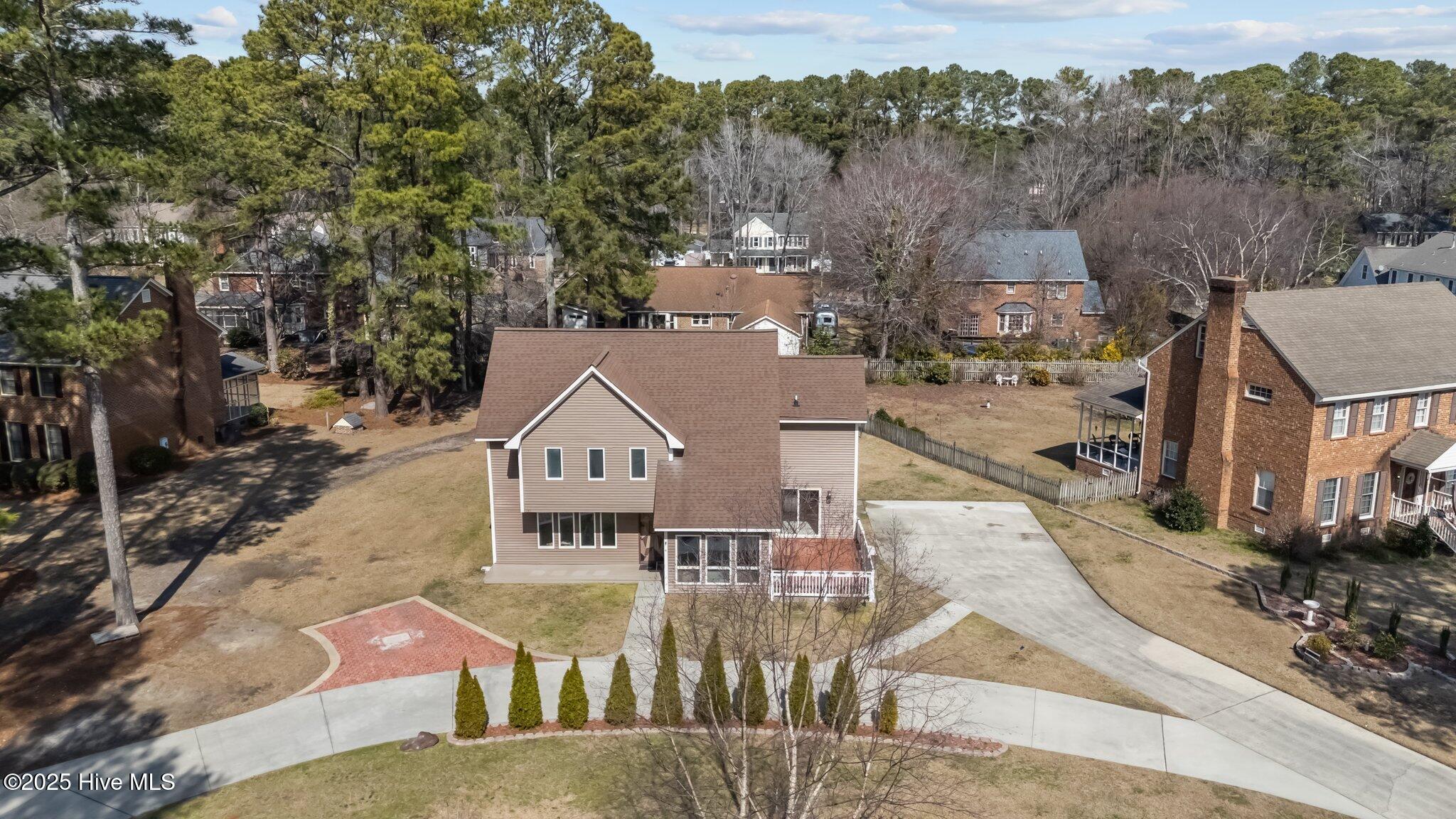 500 Winstead Road Property Photo