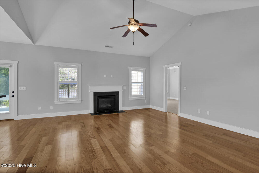8414 Max Flite Way Property Photo 5