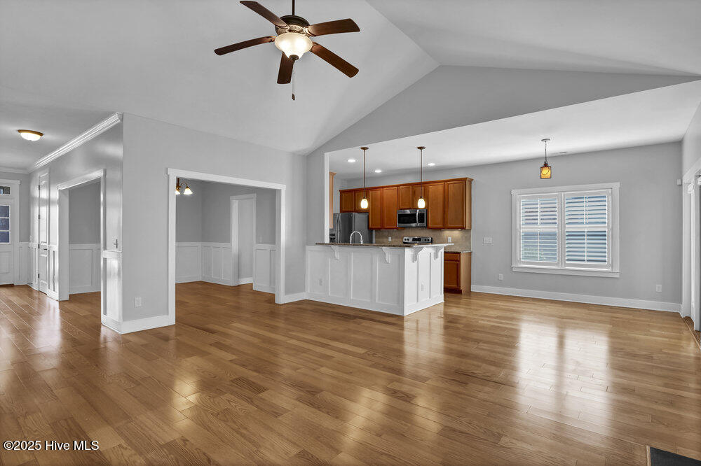 8414 Max Flite Way Property Photo 7
