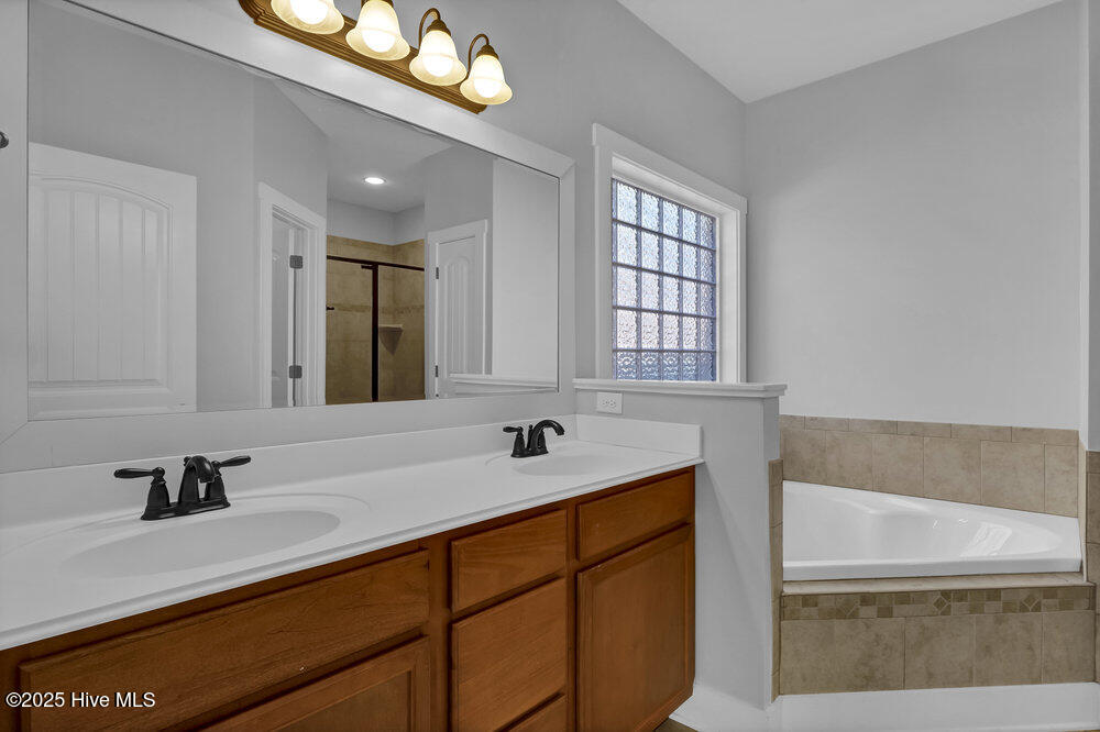 8414 Max Flite Way Property Photo 18